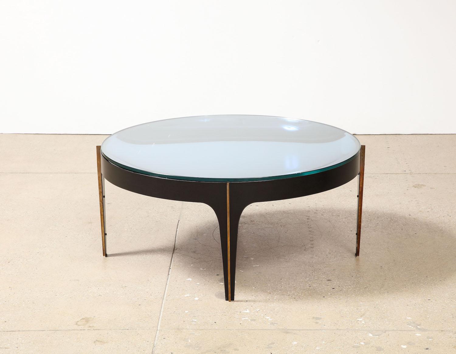 Hand-Crafted Model 1744, Circular Cocktail Table by Max Ingrand for Fontana Arte For Sale