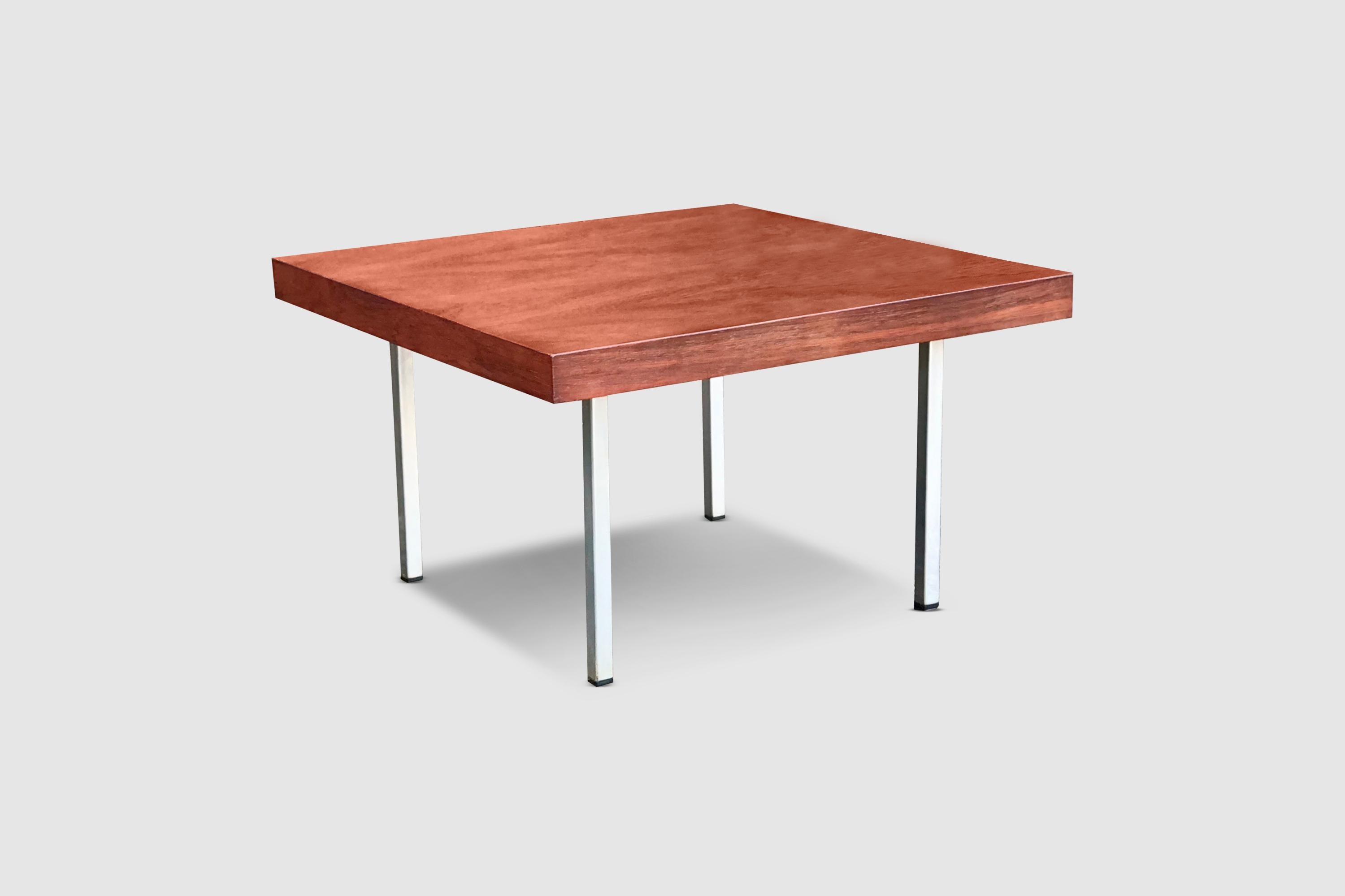 Mid-Century Modern Model 1844 palissander coffee table by Kho Liang Ie for Artifort 1960s For Sale