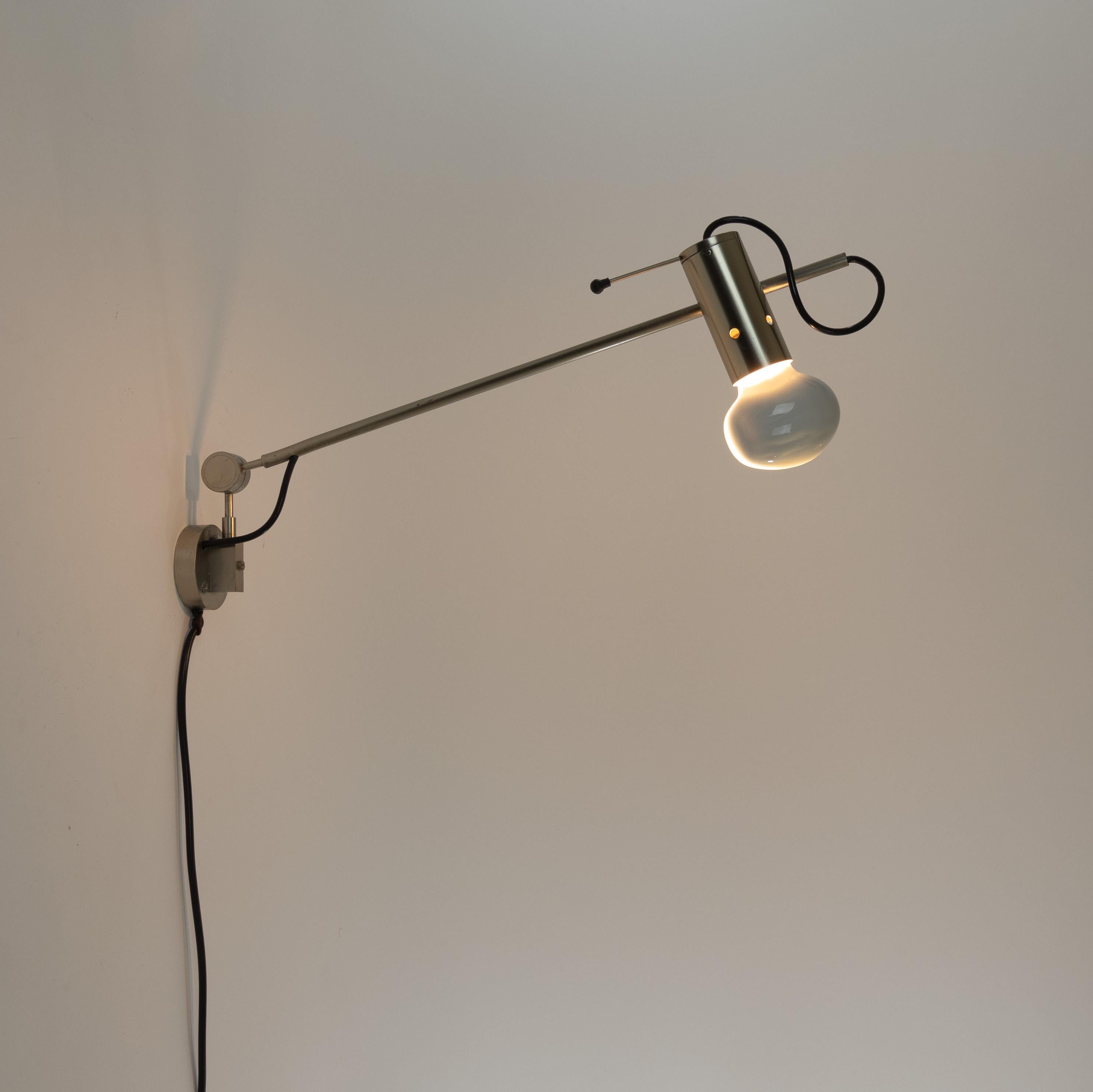 Italian Model 194 Wall Lamp by Tito Agnoli for O-Luce, 1950s For Sale