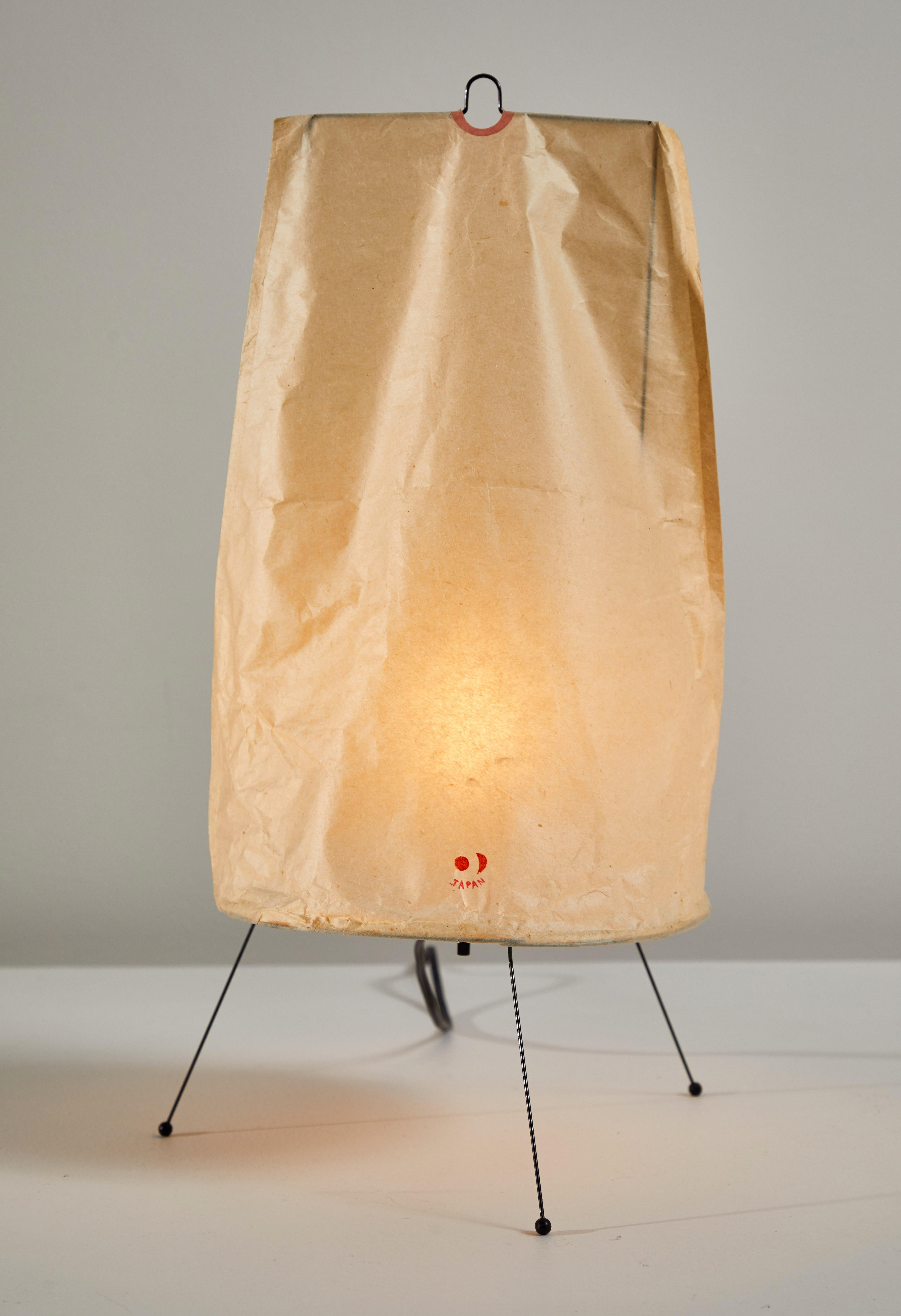 Mid-Century Modern Model 1P Table Lamp by Isamu Noguchi for Akari