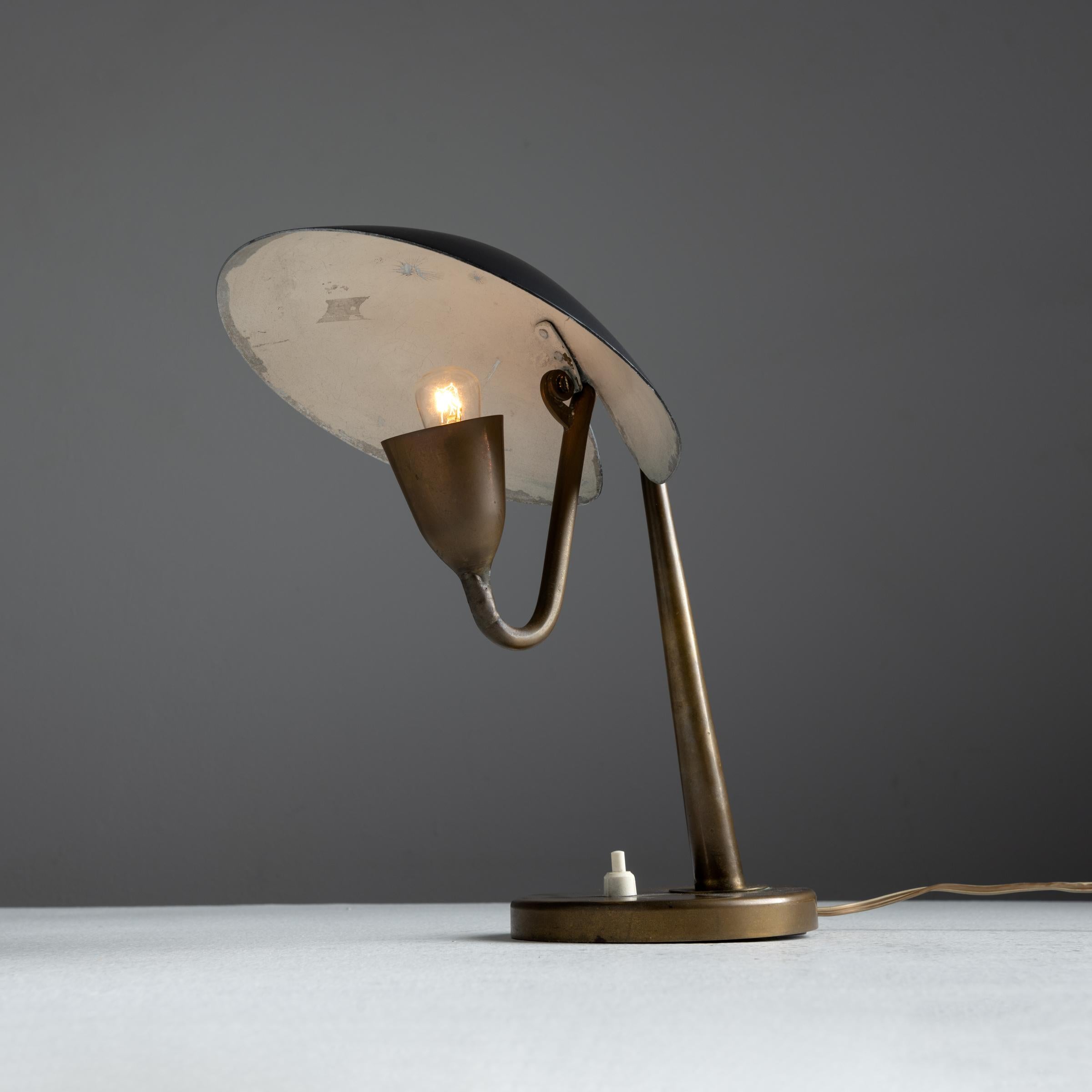 Tischlampe Modell 200 von Giuseppe Ostuni für Oluce (Italienisch)