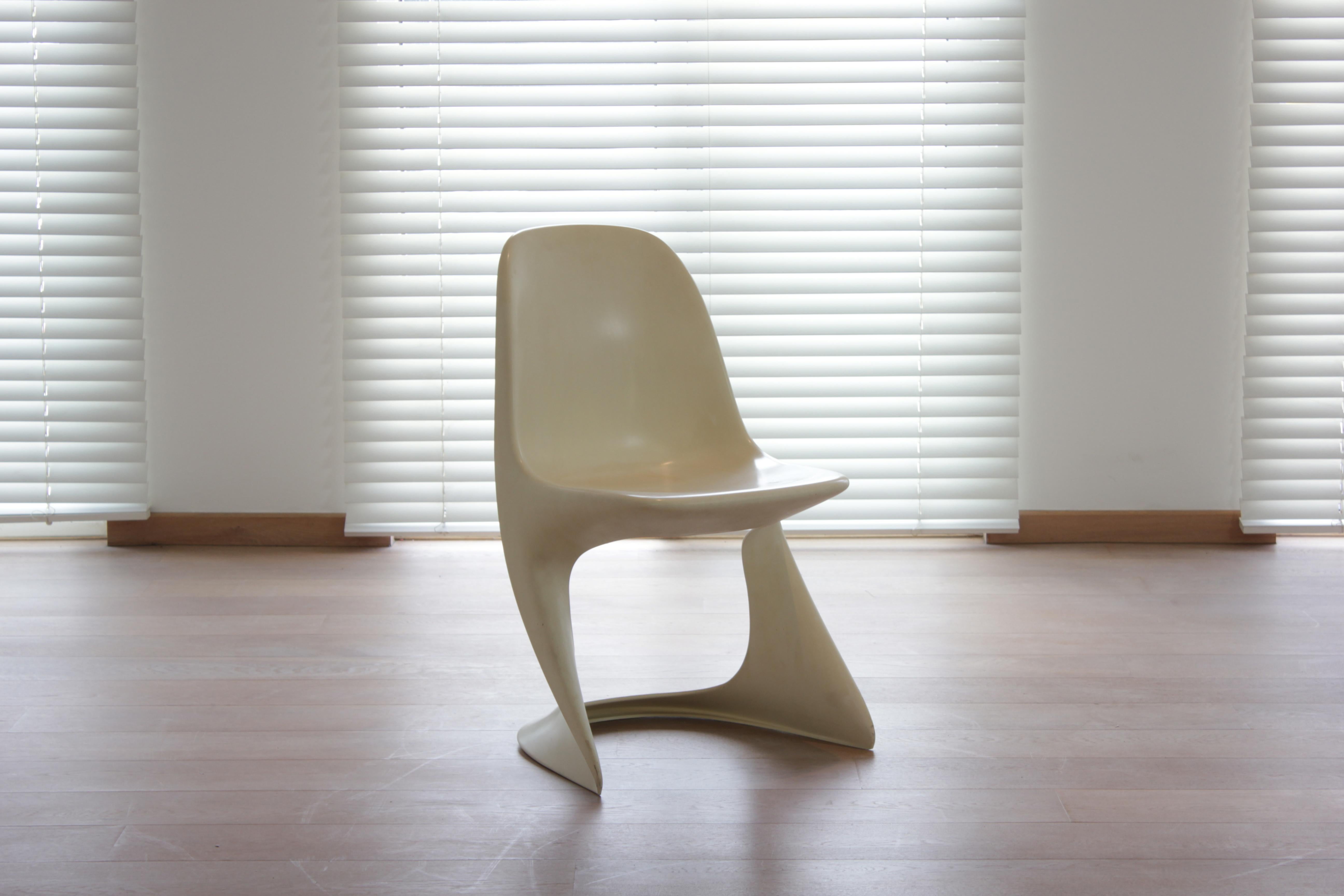 1970s

“Model 2004/2005”

Germany

Moulded plastic

77cm high, 50cm wide, 48cm deep