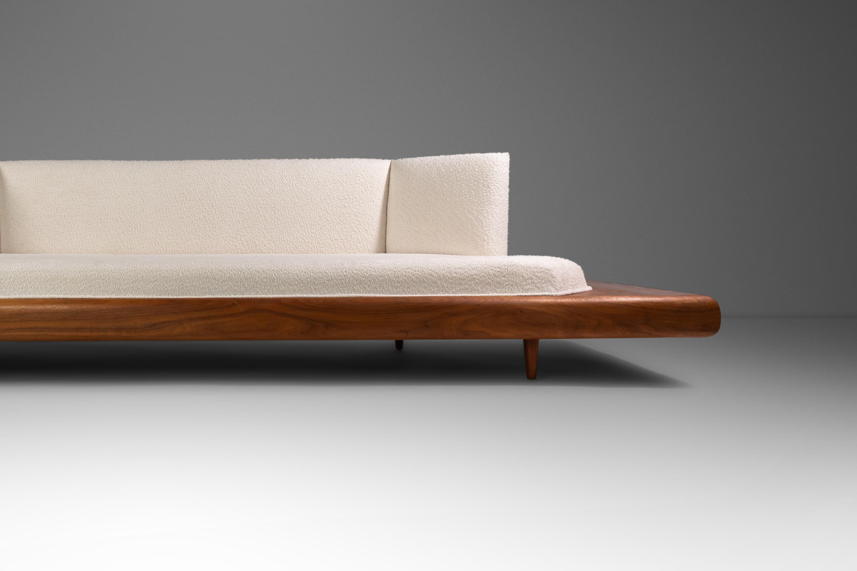 Model 2006-S Platform Sofa in Walnut & Bouclé by Adrian Pearsall for Craft 1960s For Sale 11