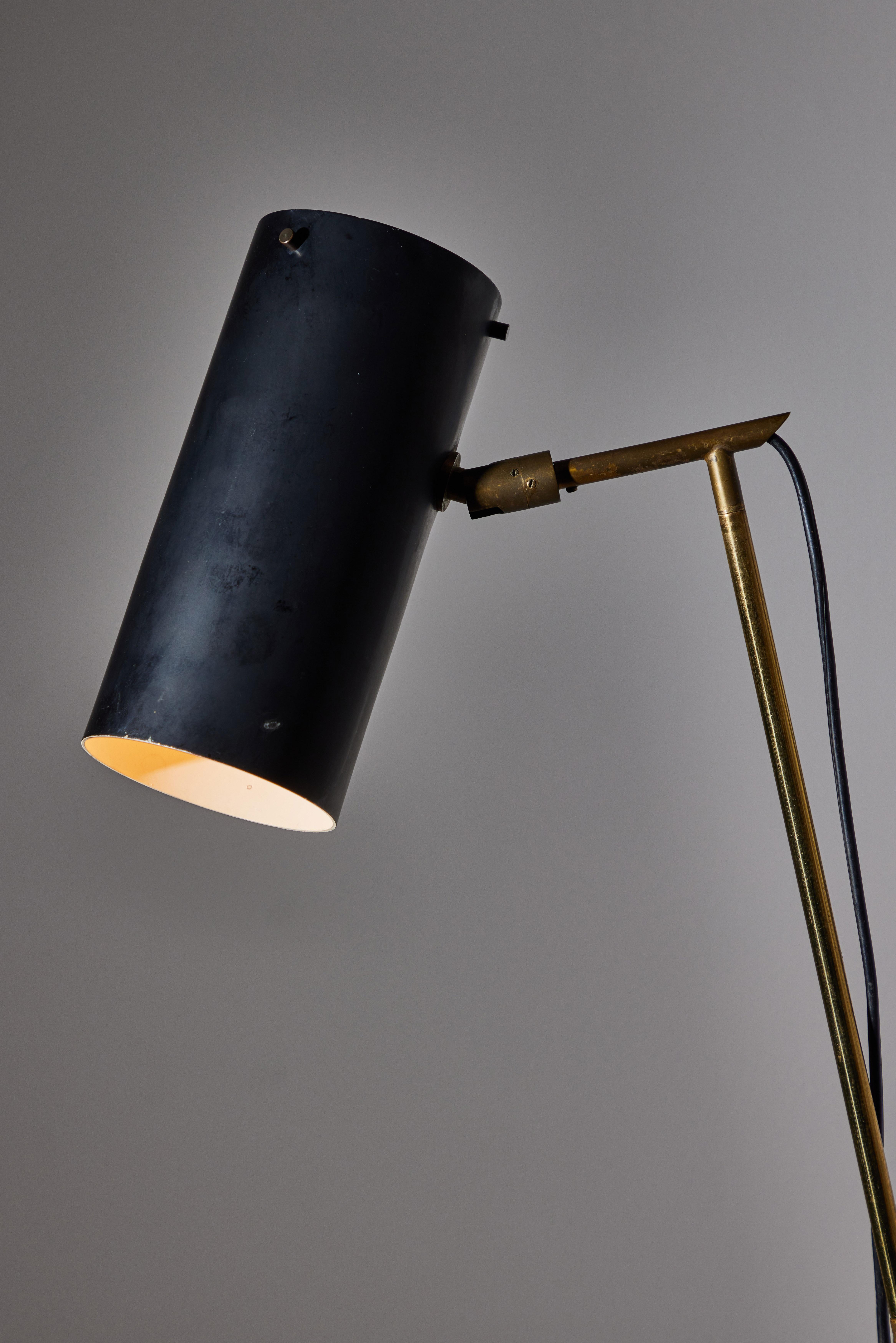 Model 201 Floor/Table Lamp by Ostuni & Forti for Oluce For Sale 3