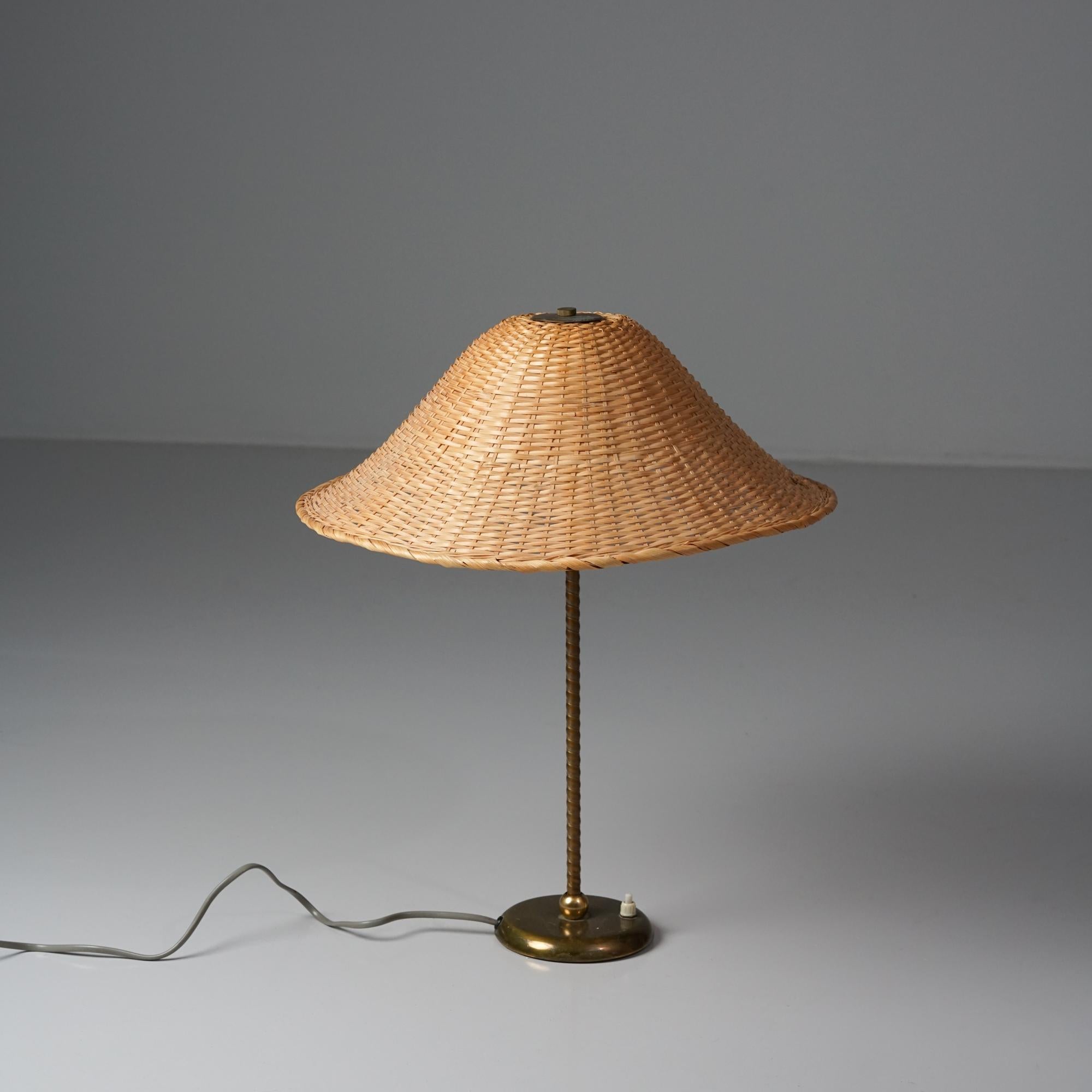 Lámpara de mesa Model 2059, Lisa Johansson-Pape, Orno Oy, años 50 Escandinavo moderno en venta