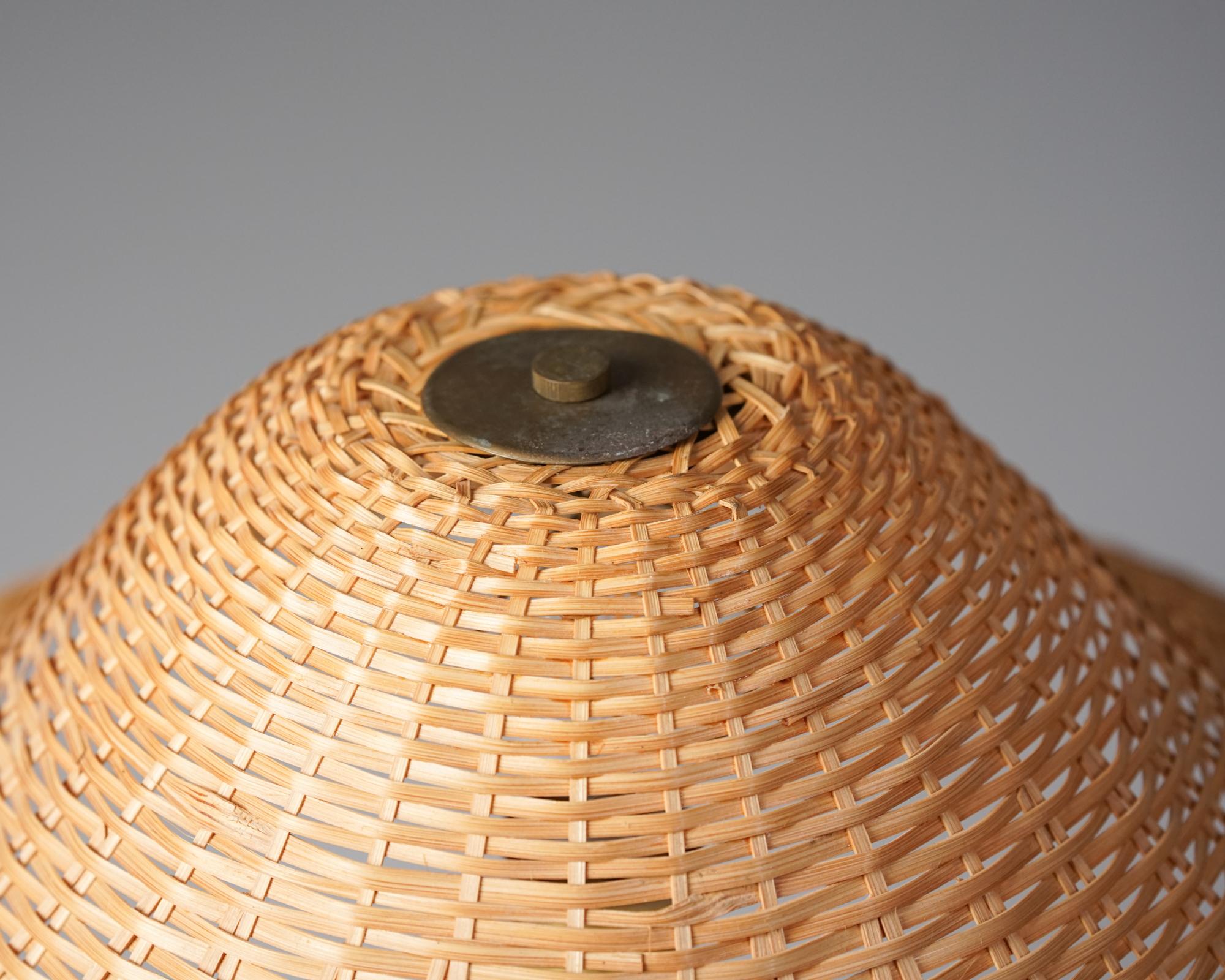 Lámpara de mesa Model 2059, Lisa Johansson-Pape, Orno Oy, años 50 mediados del siglo XX en venta