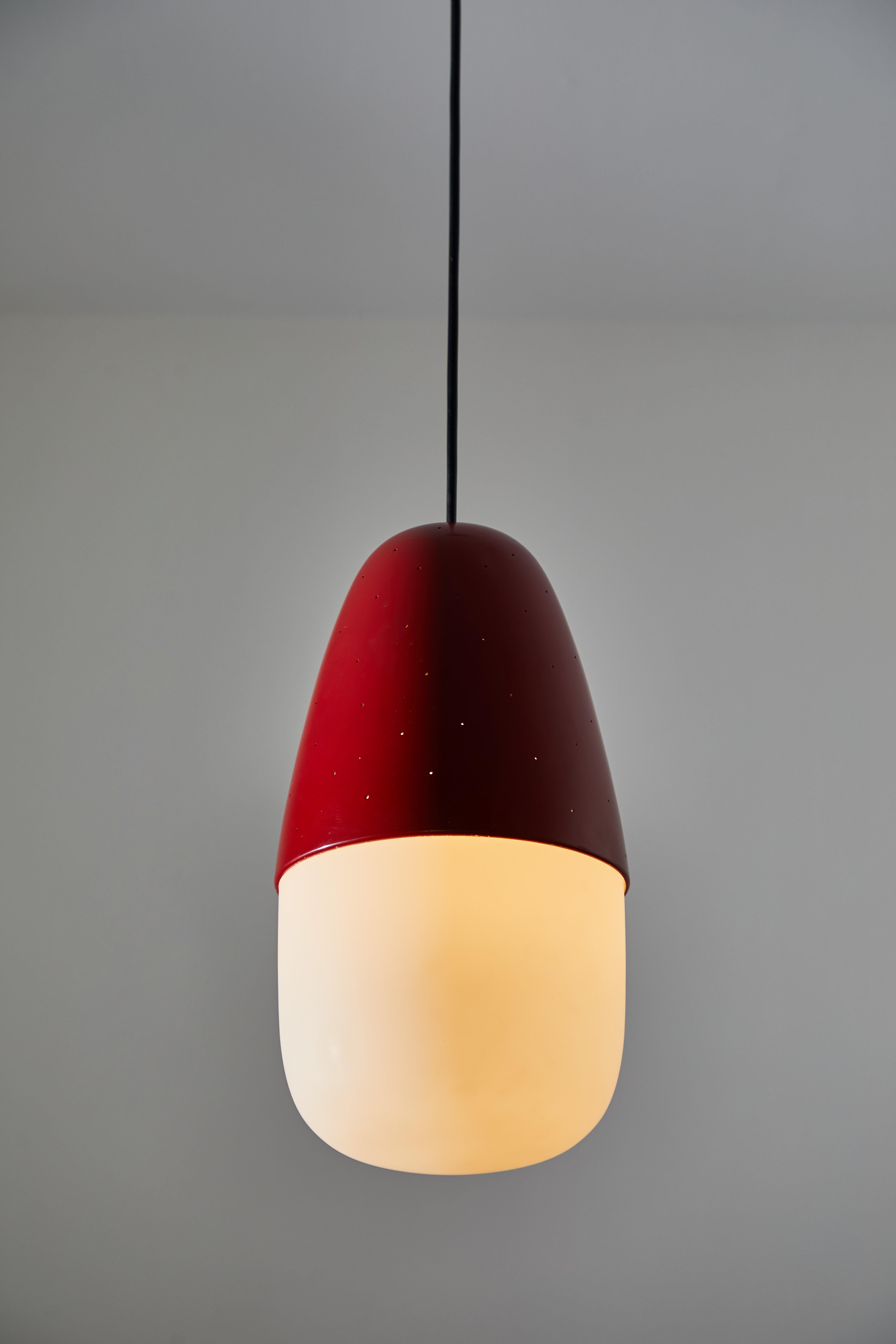 Lacquered Model 2079 Pendant by Gino Sarfatti for Arteluce For Sale