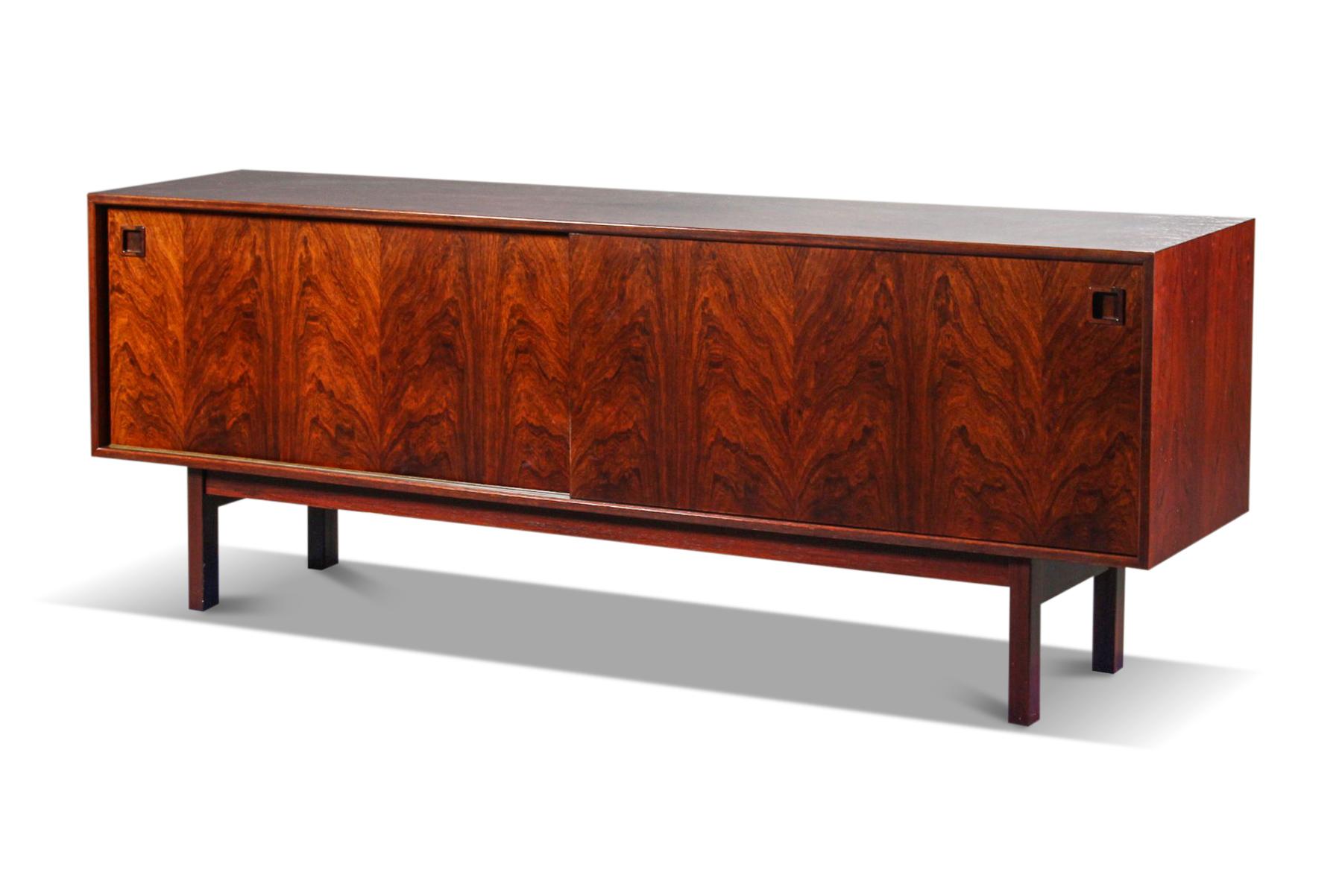 Model 21 Large Rosewood Credenza by Omann Jun In Excellent Condition In Berkeley, CA