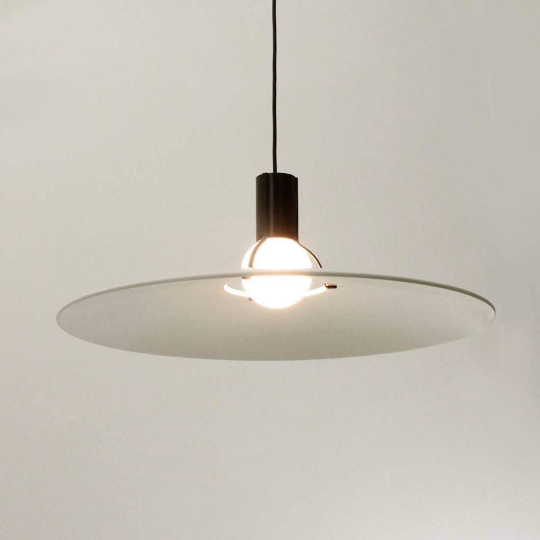 Model 2133 Pendant Lamp by Gino Sarfatti for Arteluce, 1970s In Good Condition In Savona, IT