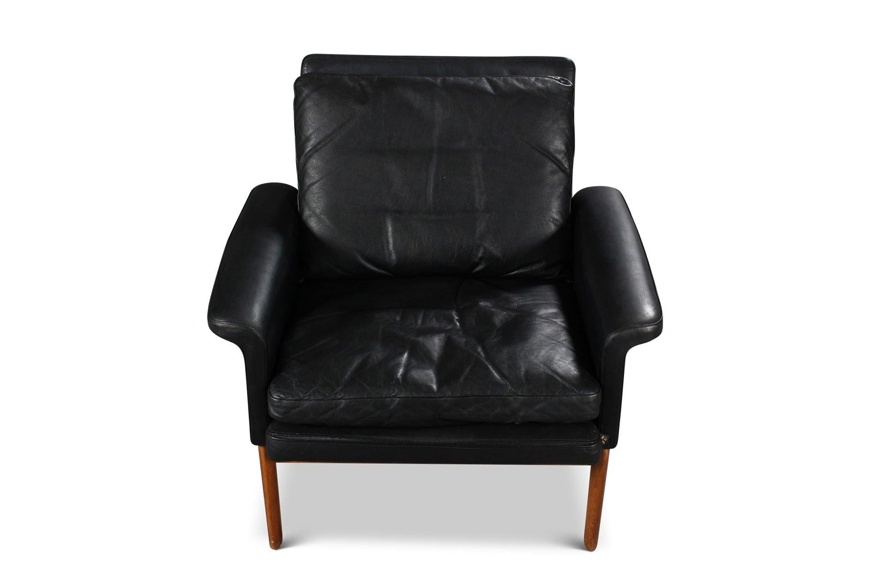 Mid-Century Modern Model 218 Lowback Lounge Chair in Rosewood by Finn Juhl