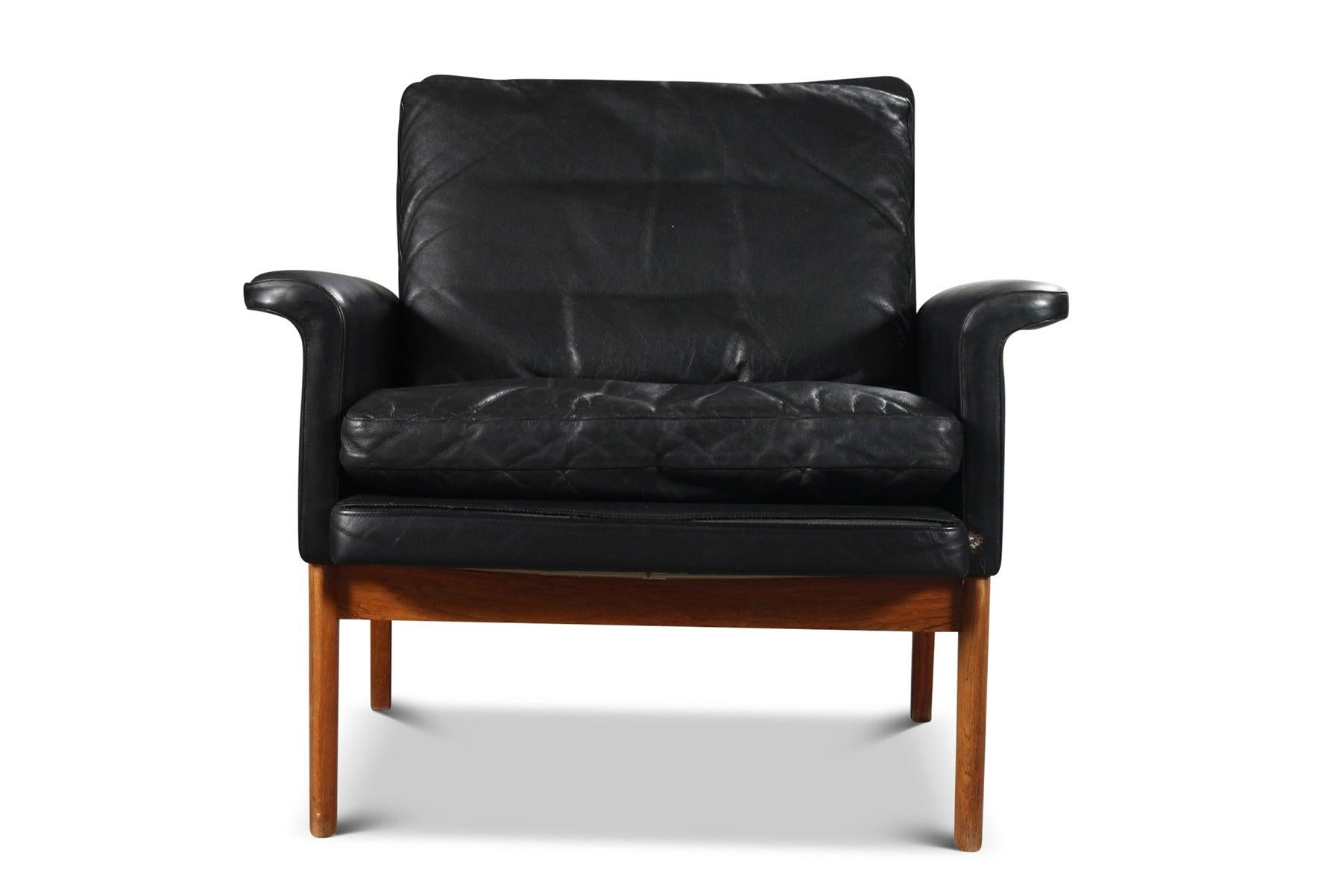 Other Model 218 Lowback Lounge Chair in Rosewood by Finn Juhl