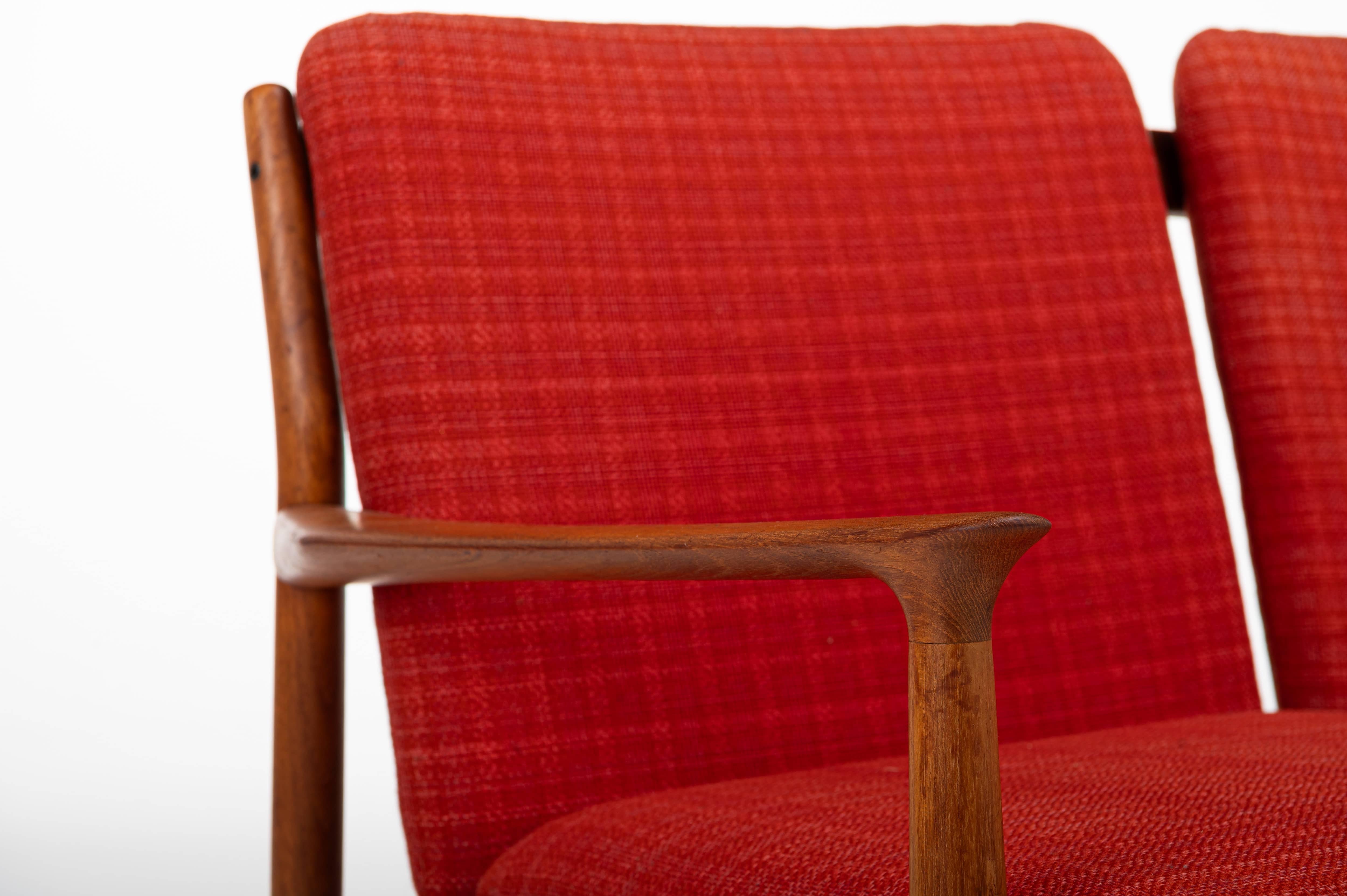 Sofa Modell 218 von Grete Jalk für Glostrup Mobelfabrik (Stoff) im Angebot