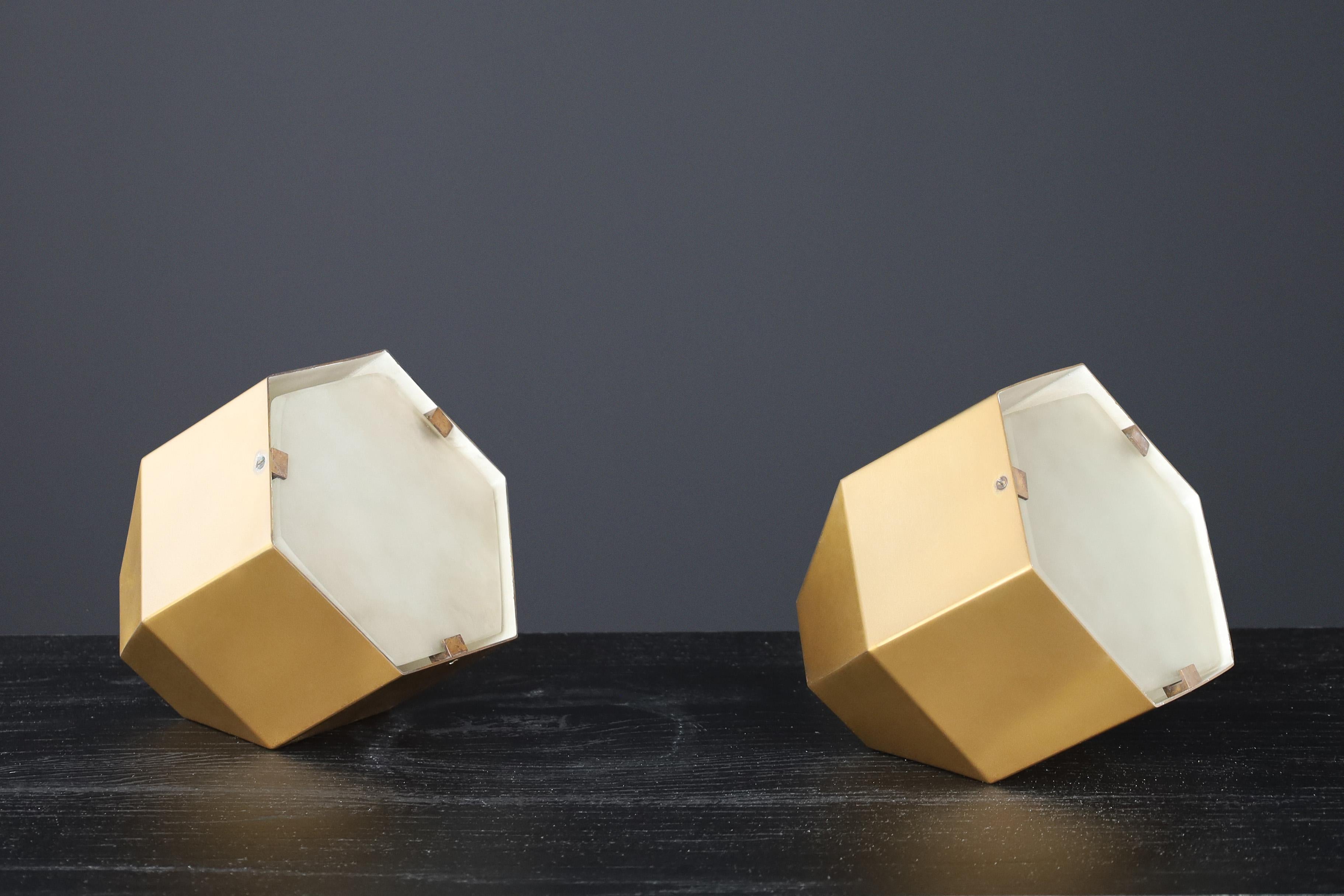 Lampes de bureau modèle 2202 en laiton et verre cristal de Max Ingrand pour Fontana Arte en vente 1