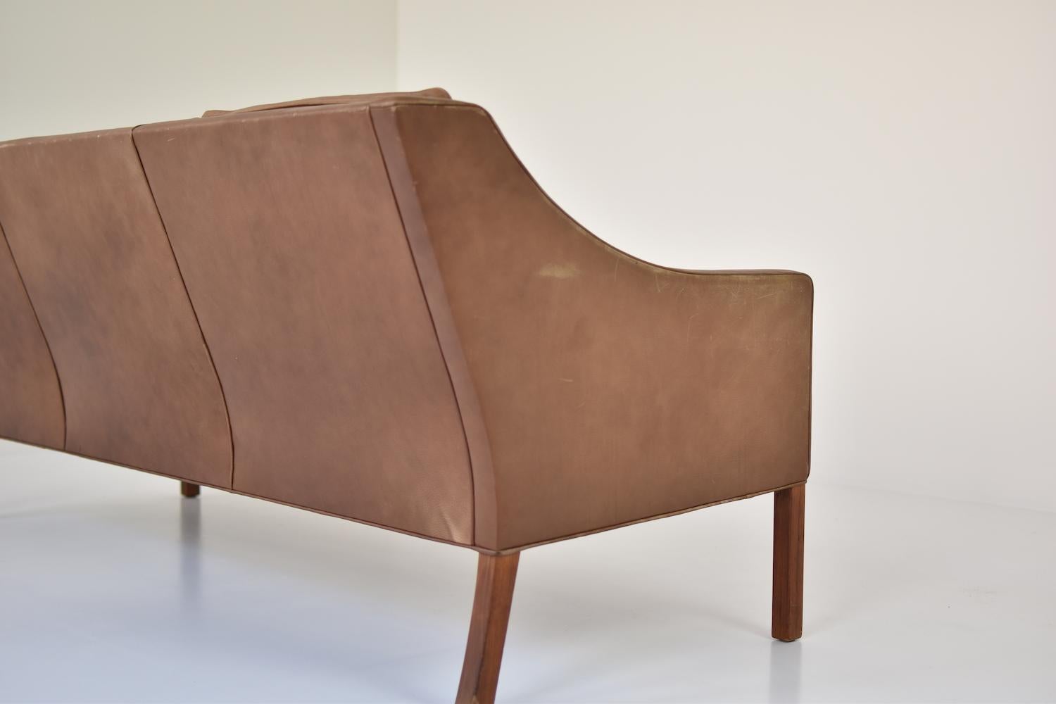 Model 2209 Leather Three-Seat by Børge Mogensen for Fredericia, Denmark, 1960s 4