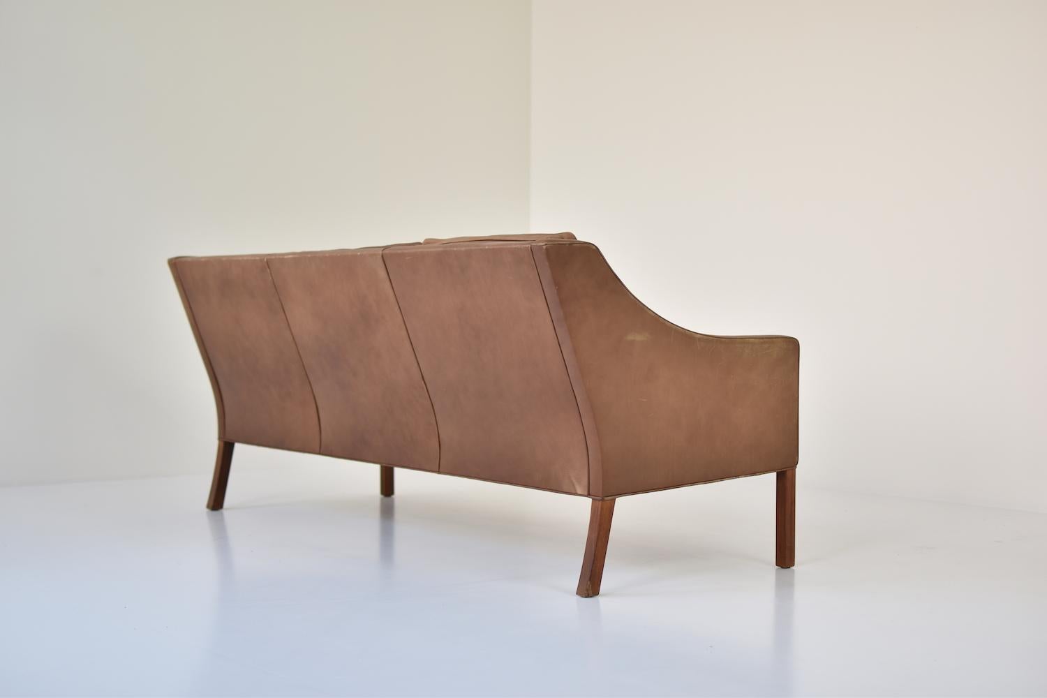 Model 2209 Leather Three-Seat by Børge Mogensen for Fredericia, Denmark, 1960s 3