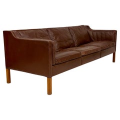 Model 2213 Leather sofa by Børge Mogensen, Fredericia Furniture, Denmark.