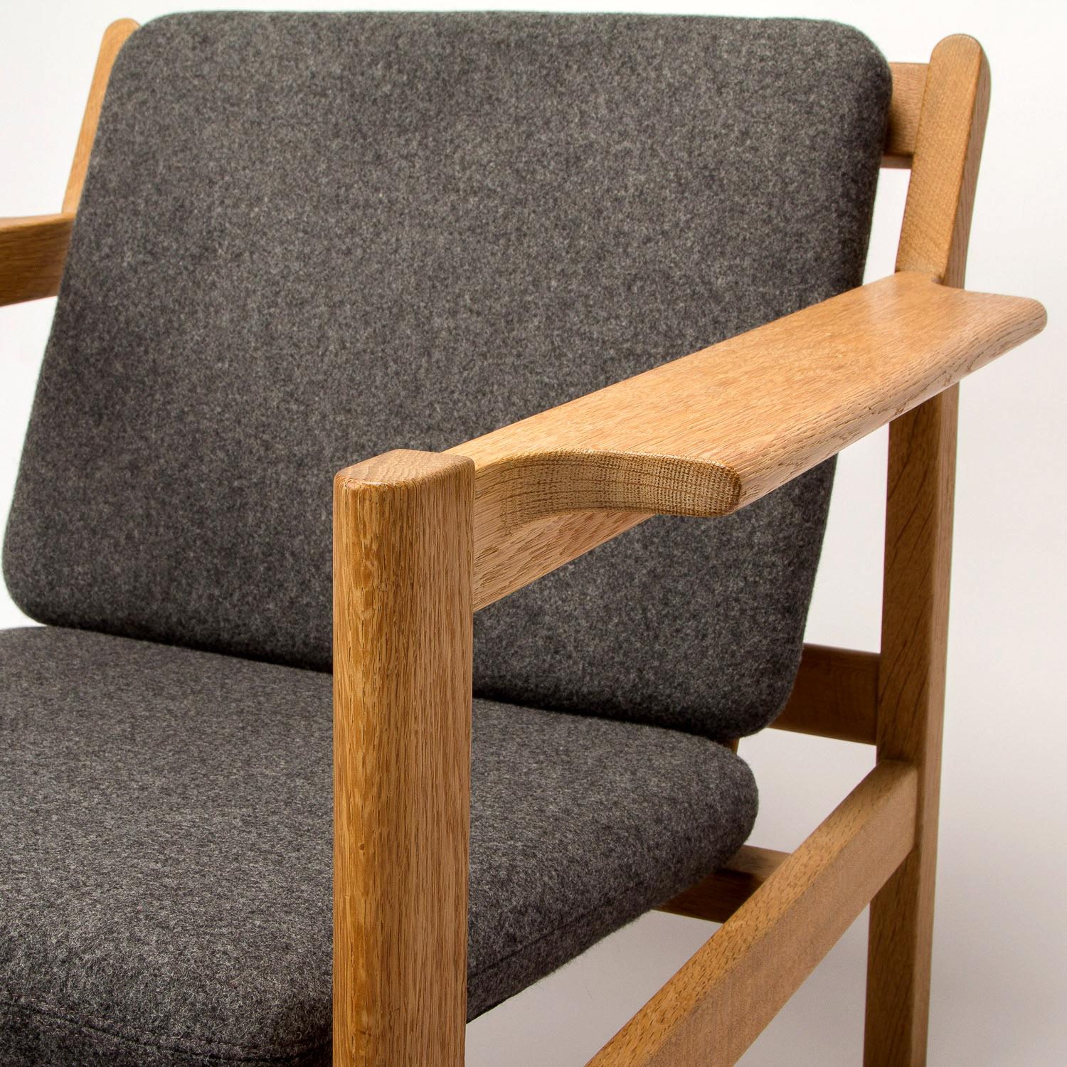 Wool Model 227 Armchair & 228 Footstool by Børge Mogensen for Fredericia, Denmark For Sale