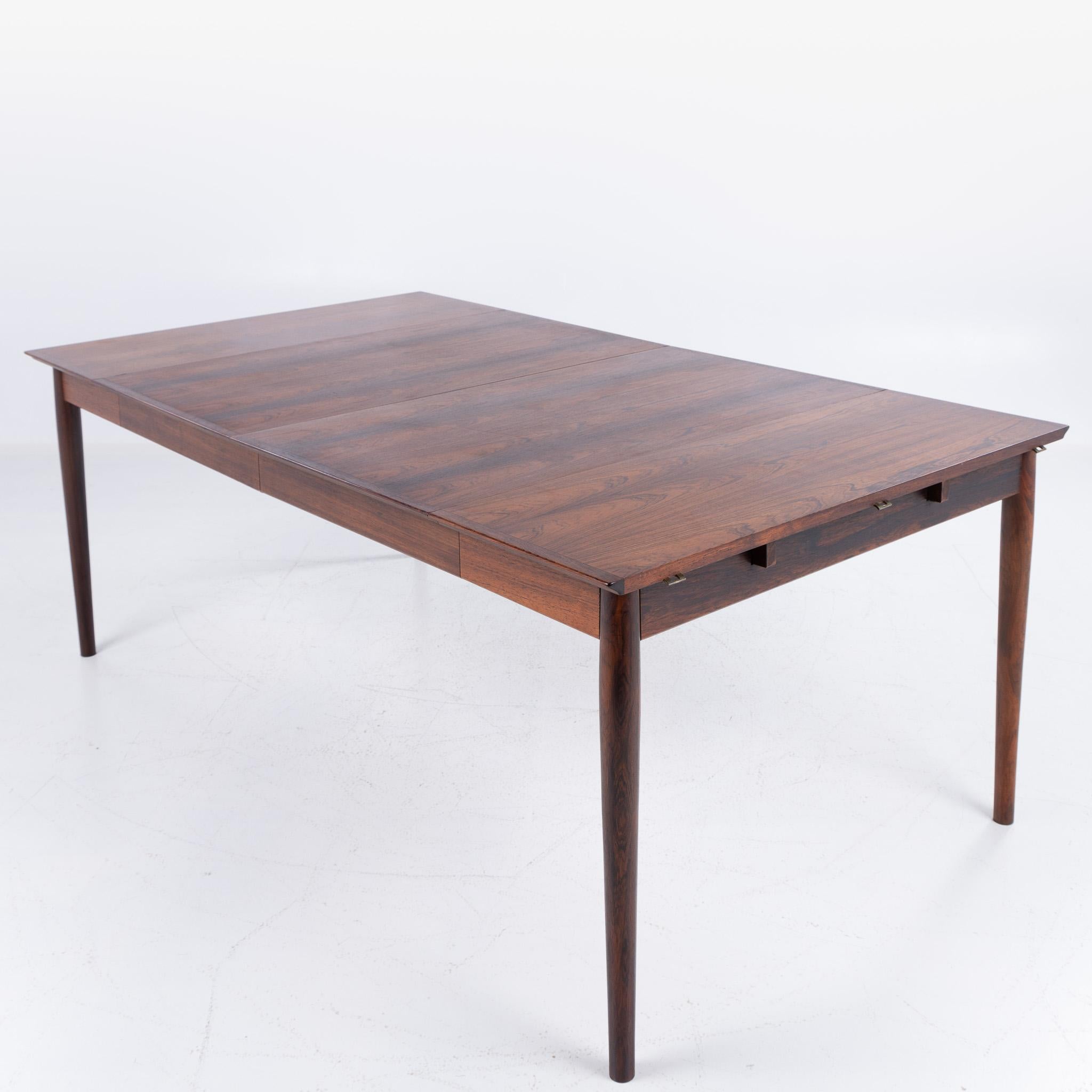 Bois de rose Table de salle à manger modèle 227 en bois de rose d'Arne Vodder en vente