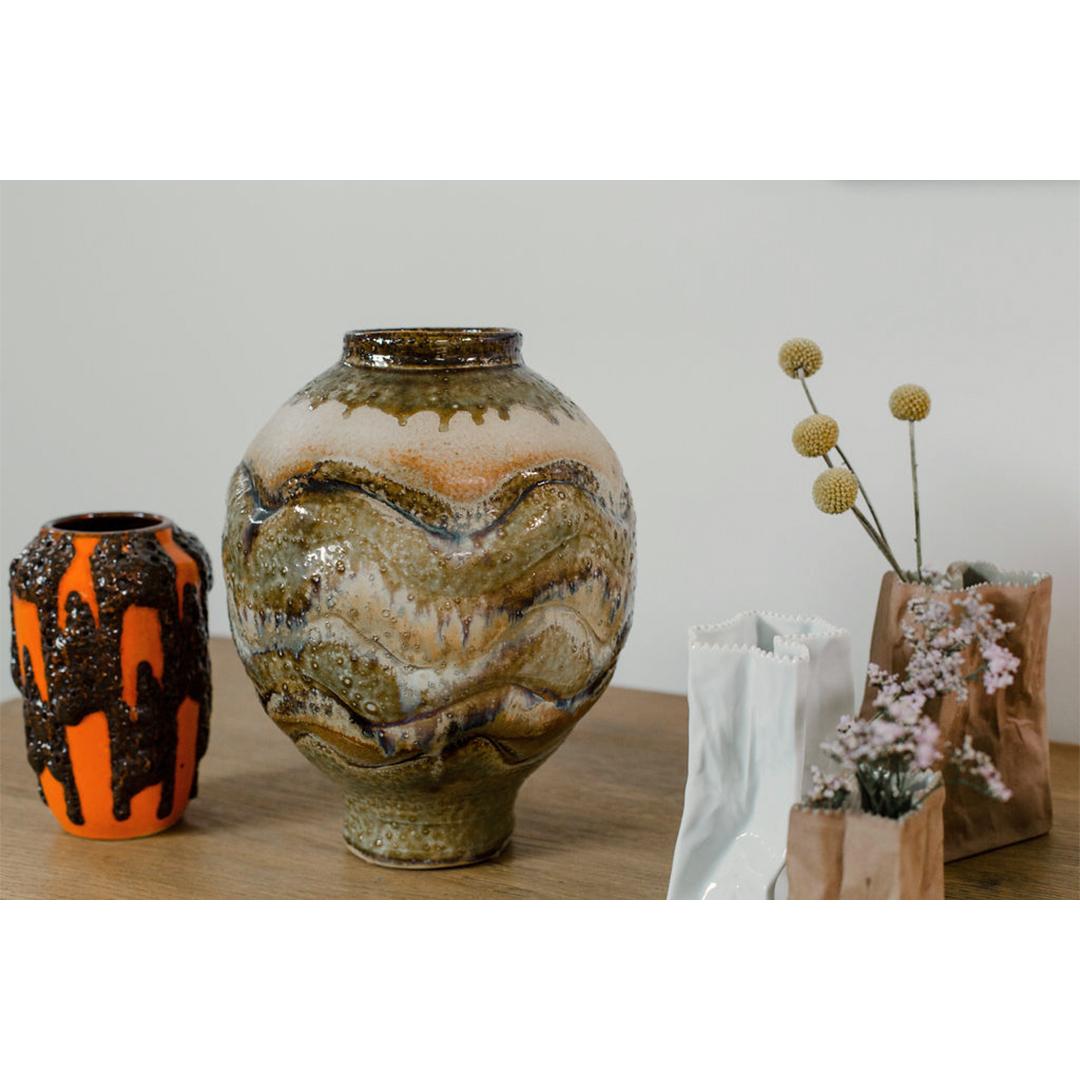 Model 238-18 West German Orange Lava Ceramic Vase In Good Condition For Sale In Dallas, TX