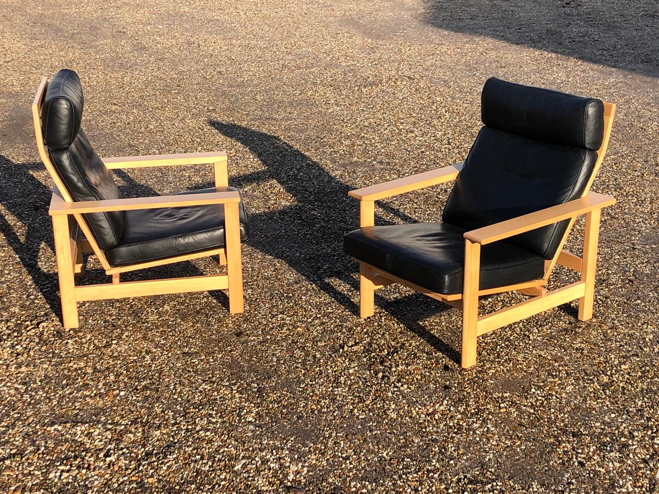 Model 2461 Lounge Chair by Søren Holst for Frederica Stolefabrik, Denmark, 1980s 11