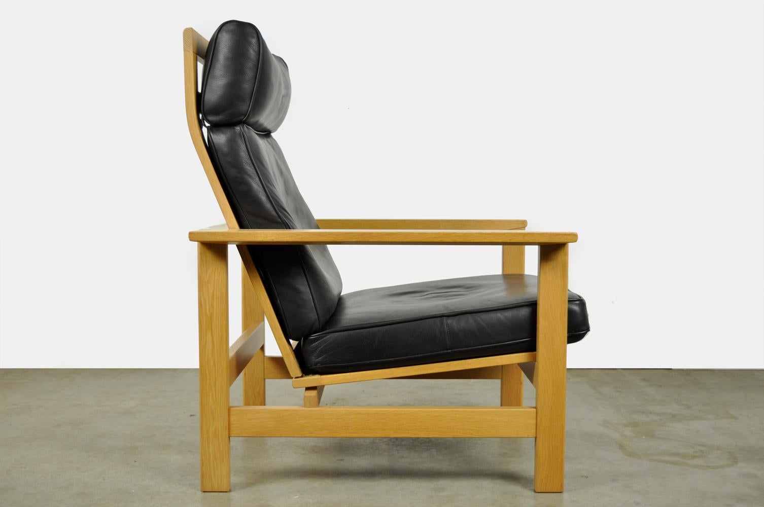 Model 2461 Lounge Chair by Søren Holst for Frederica Stolefabrik, Denmark, 1980s 1