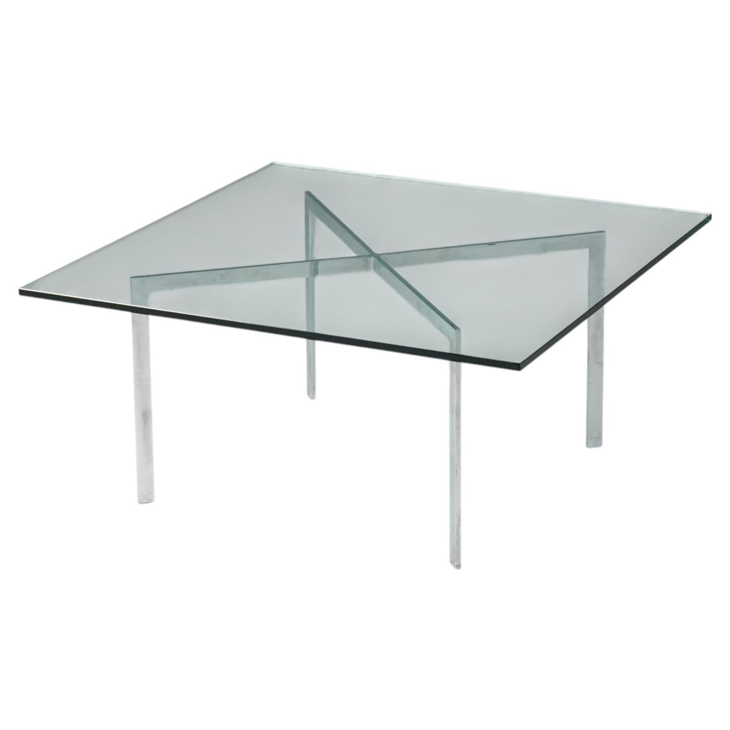 Mesa Barcelona con Estructura de Acero Inoxidable - 252