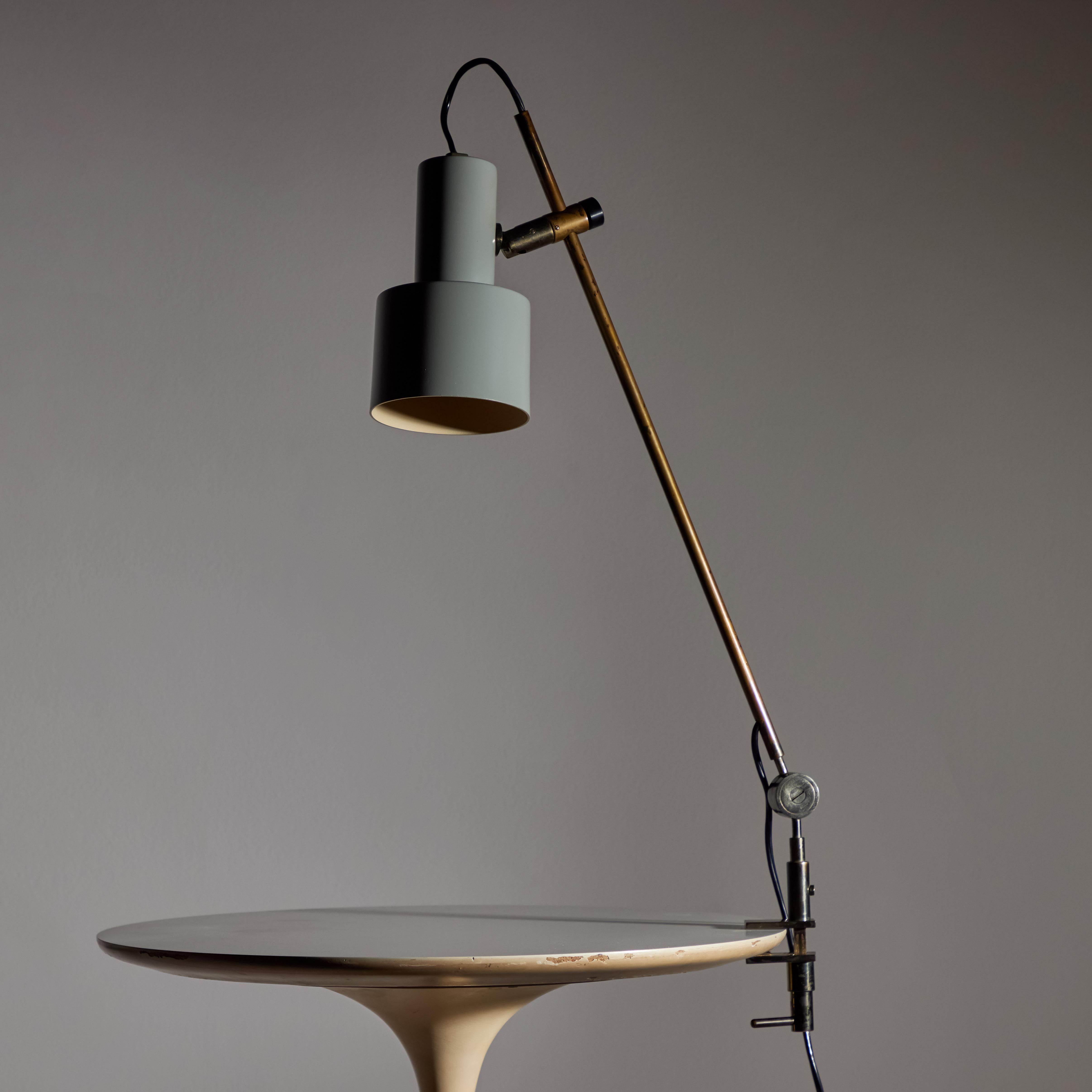 Model 256 Table Lamp by Tito Agnoli for Oluce For Sale 5