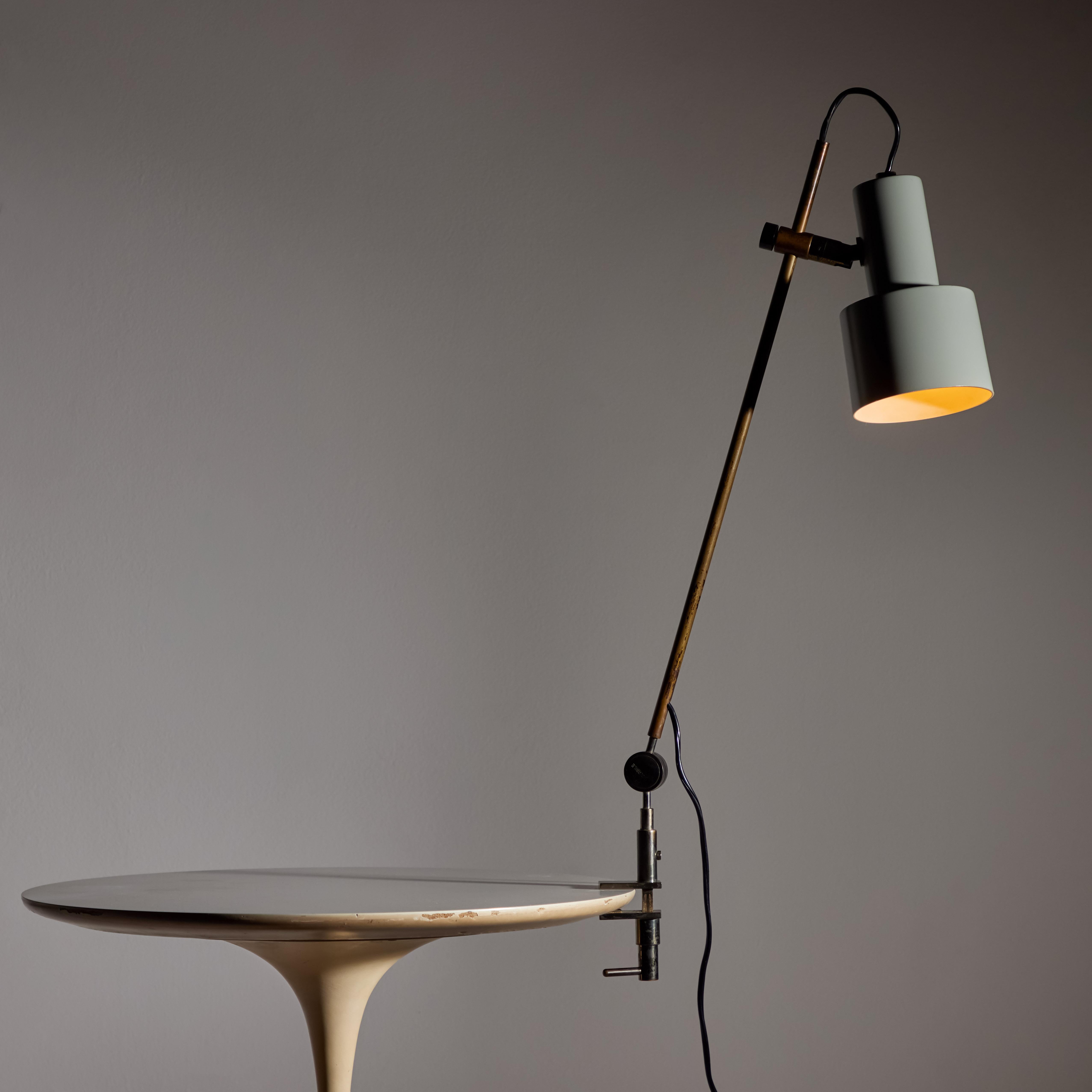 Metal Model 256 Table Lamp by Tito Agnoli for Oluce For Sale