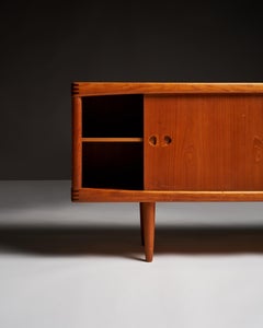 La credenza in teak Model 273 di H. W. A. Klein per Bramin, Danimarca, c.C. 1960