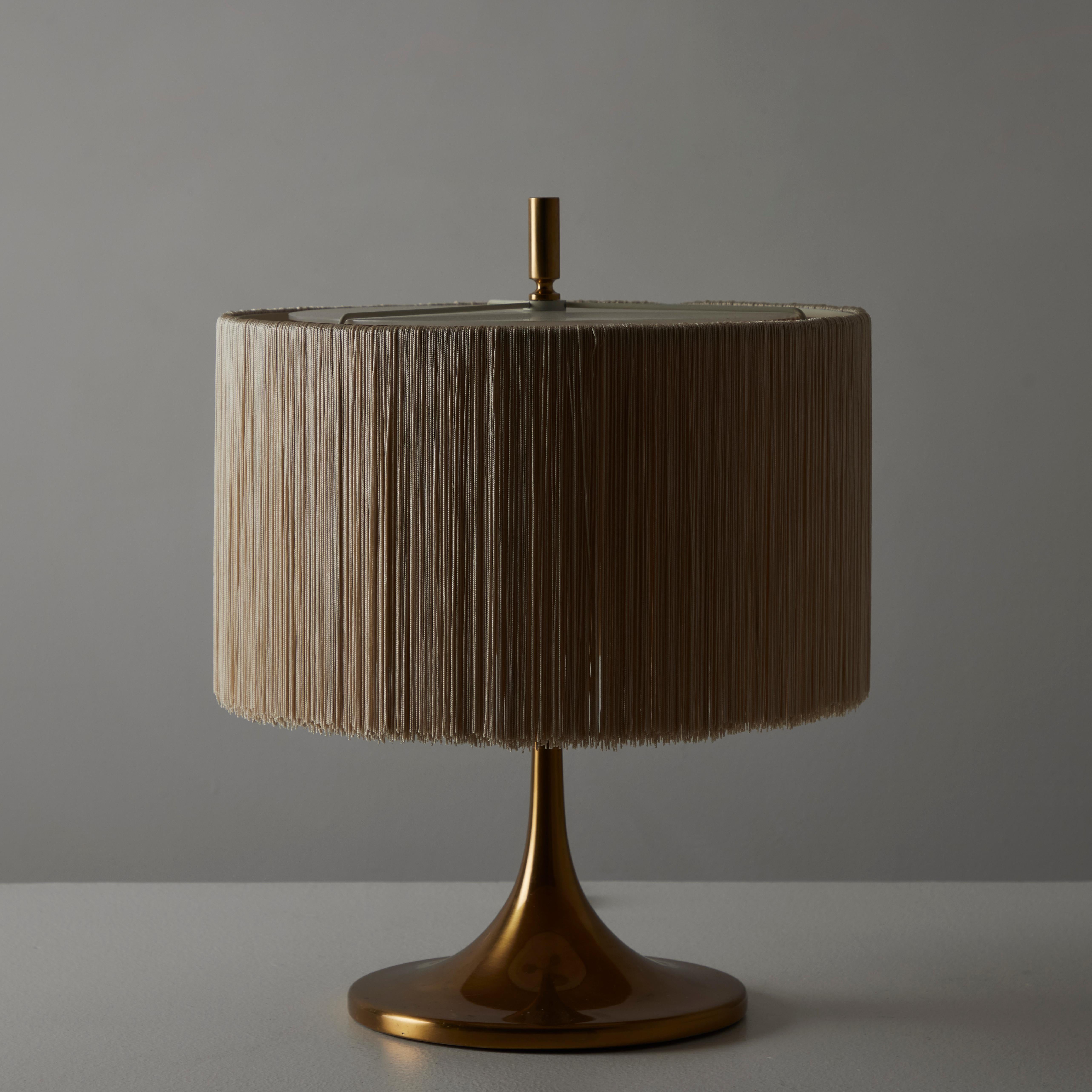 Model 282 Table Lamp by Paolo Caliari for Oluce In Good Condition For Sale In Los Angeles, CA