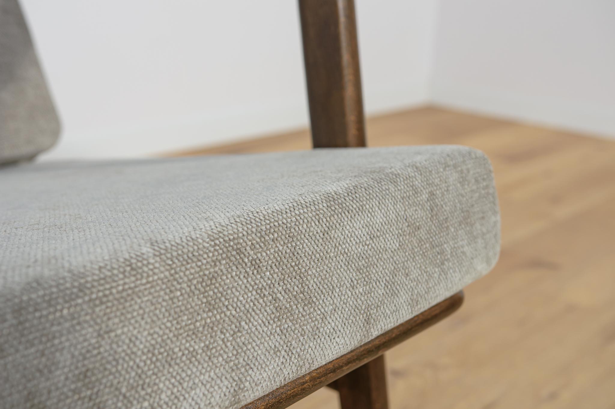Sillón Modelo 300-139 de la Fábrica Swarzędz, Polonia, años 60 en venta 6