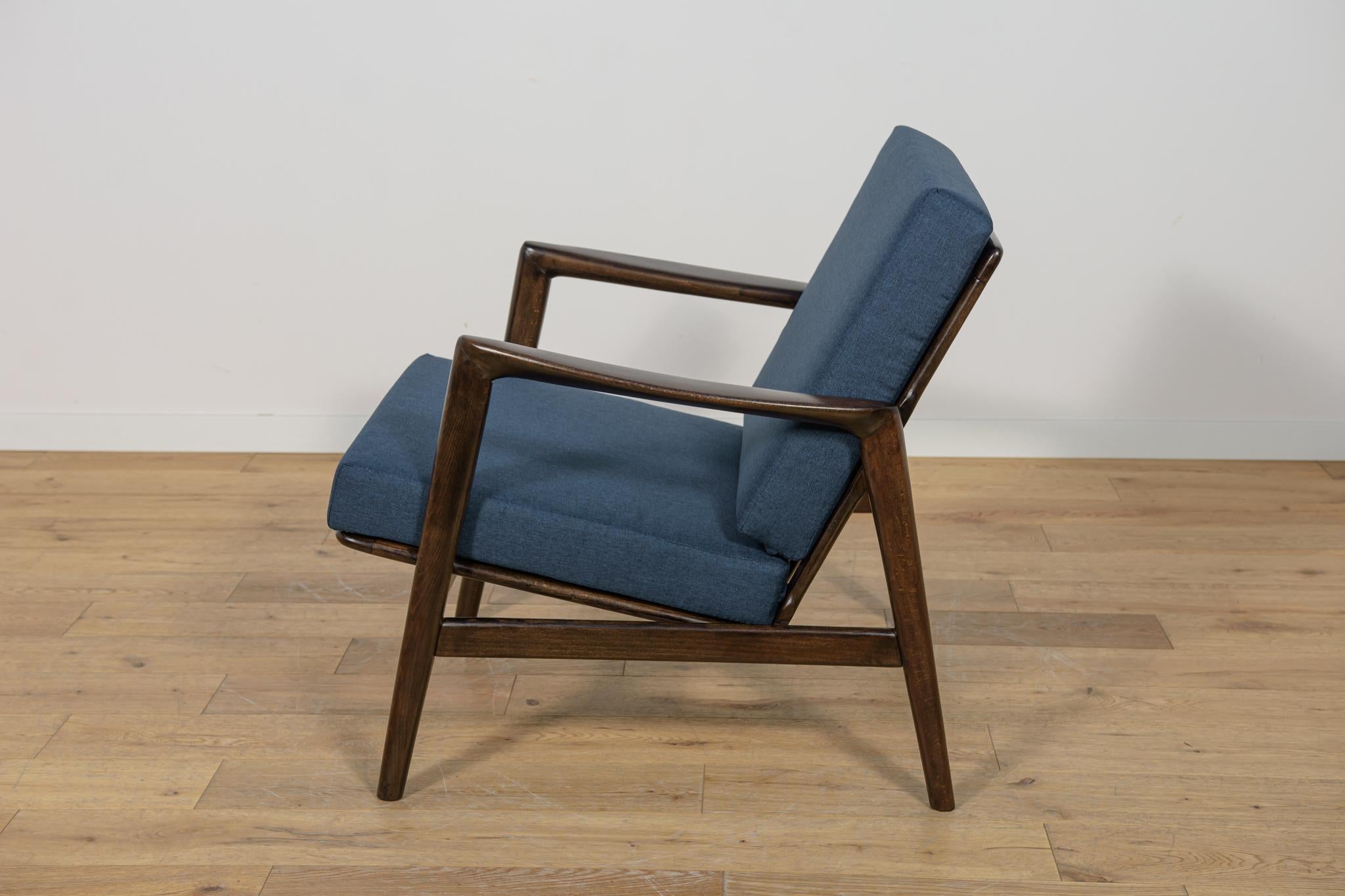 Polacco Poltrona Model 300-139 di Swarzędz Furniture Factory, anni '60 in vendita