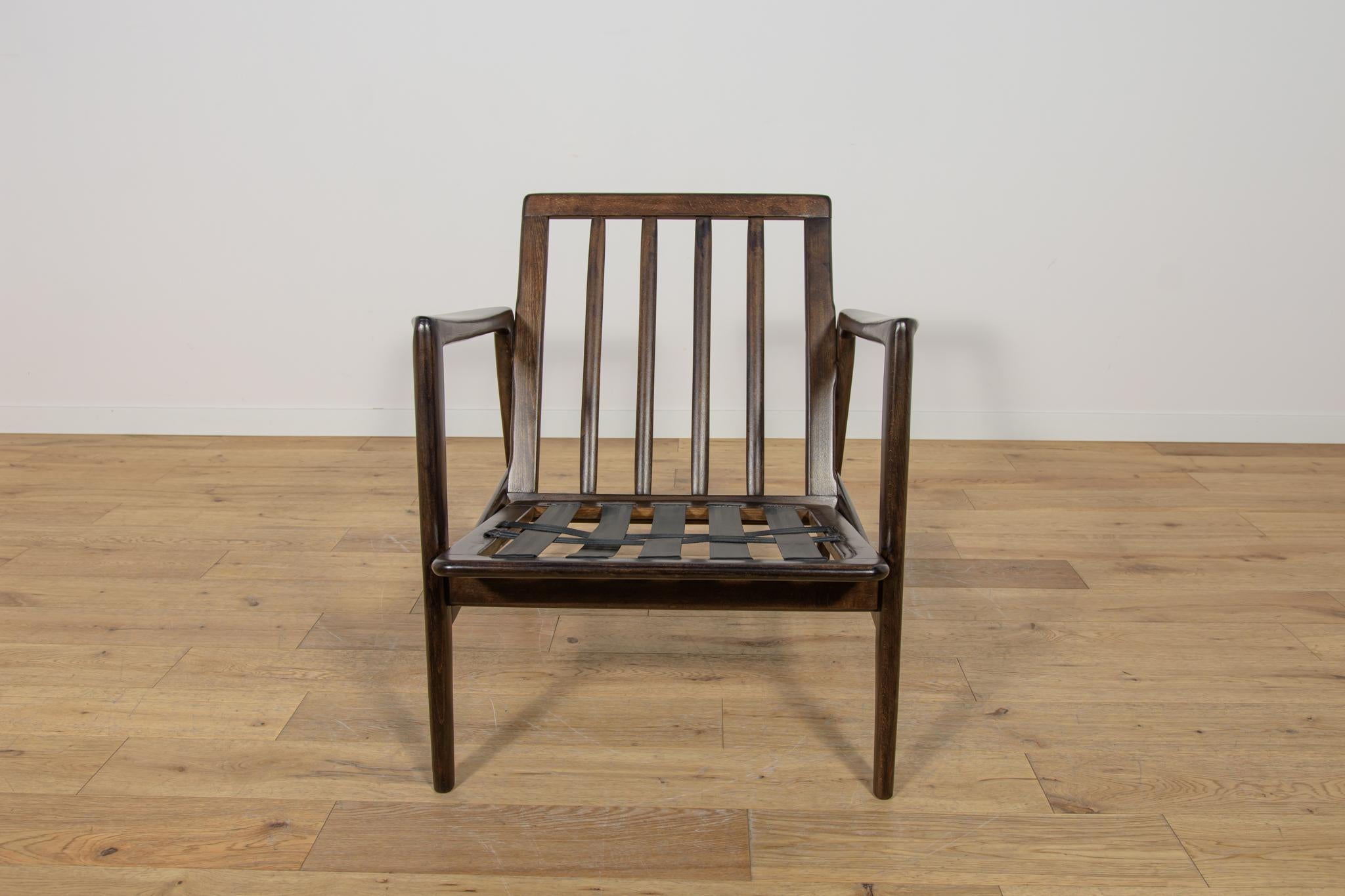 Sillones Modelo 300-139 de la Fábrica de Muebles Swarzędz, años 60, juego de 2 Tela en venta