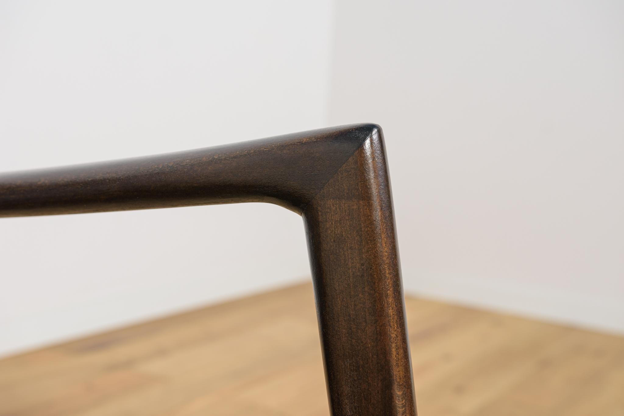 Model 300-139 Armchairs from Swarzędz Furniture Factory, Poland, 1960s, Set of 2 For Sale 13
