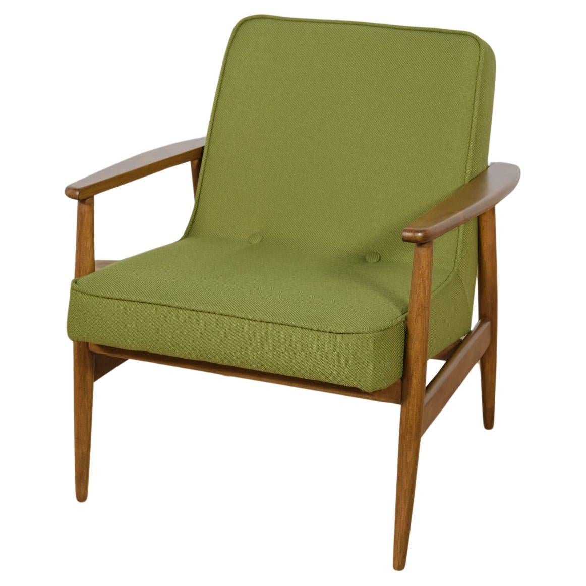  Model 300-192 Armchair by Juliusz Kedziorek from Goscinska Furniture Factory. For Sale