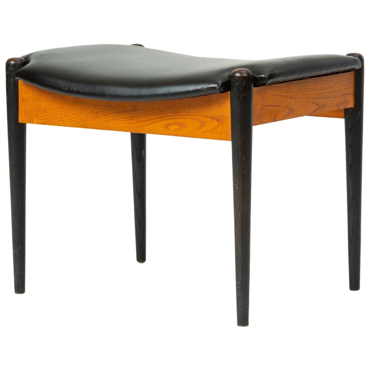 Model 3007 Stool by Arthur Umanoff for Washington Woodcraft