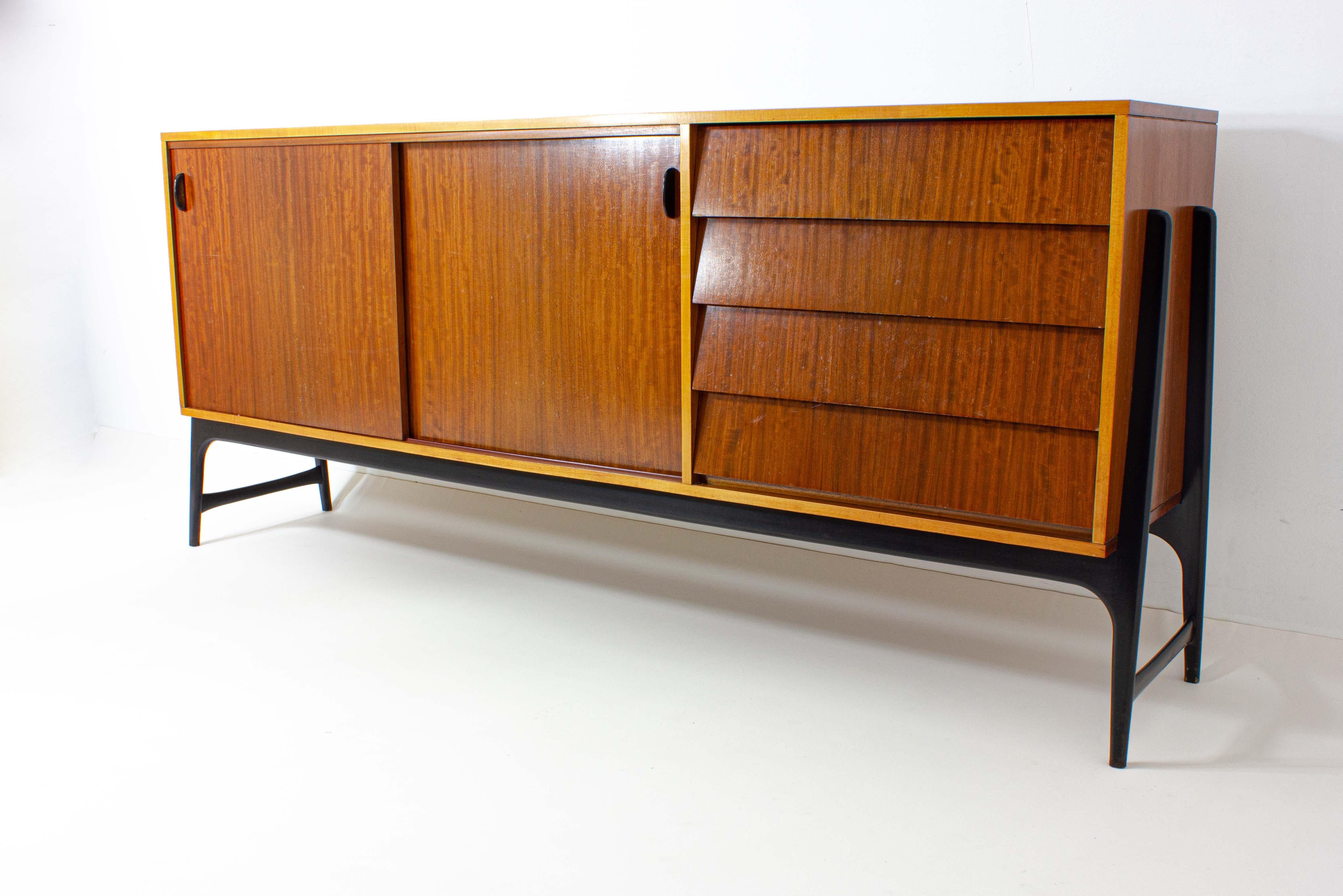 Model 3030 Sideboard by Alfred Hendrickx for Belform, 1959 For Sale 1