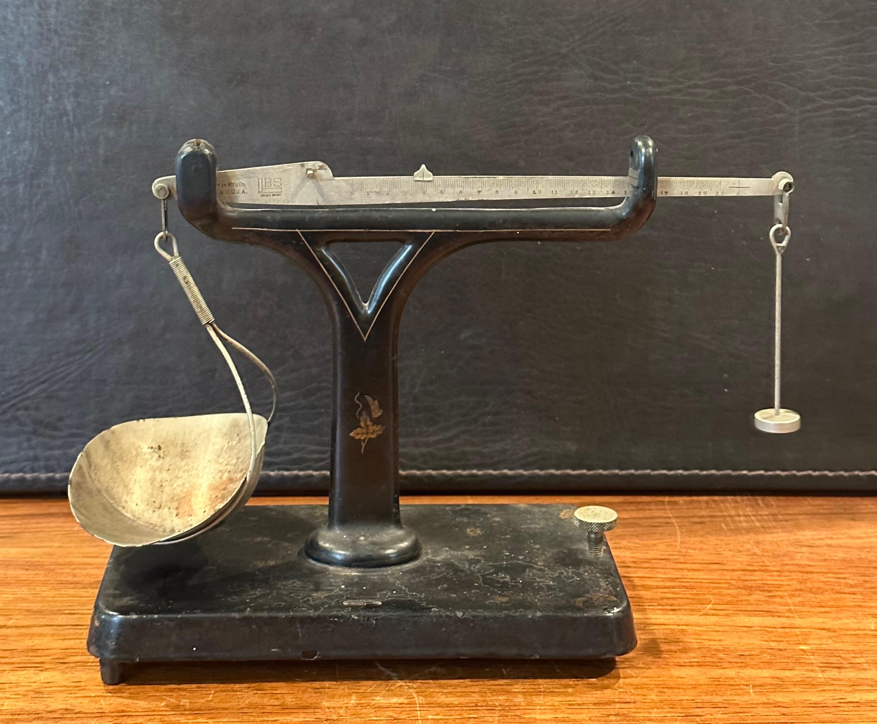 Philippine Model #309-1 Vintage Scale and Weights by Brown & Sharpe Mfg. For Sale