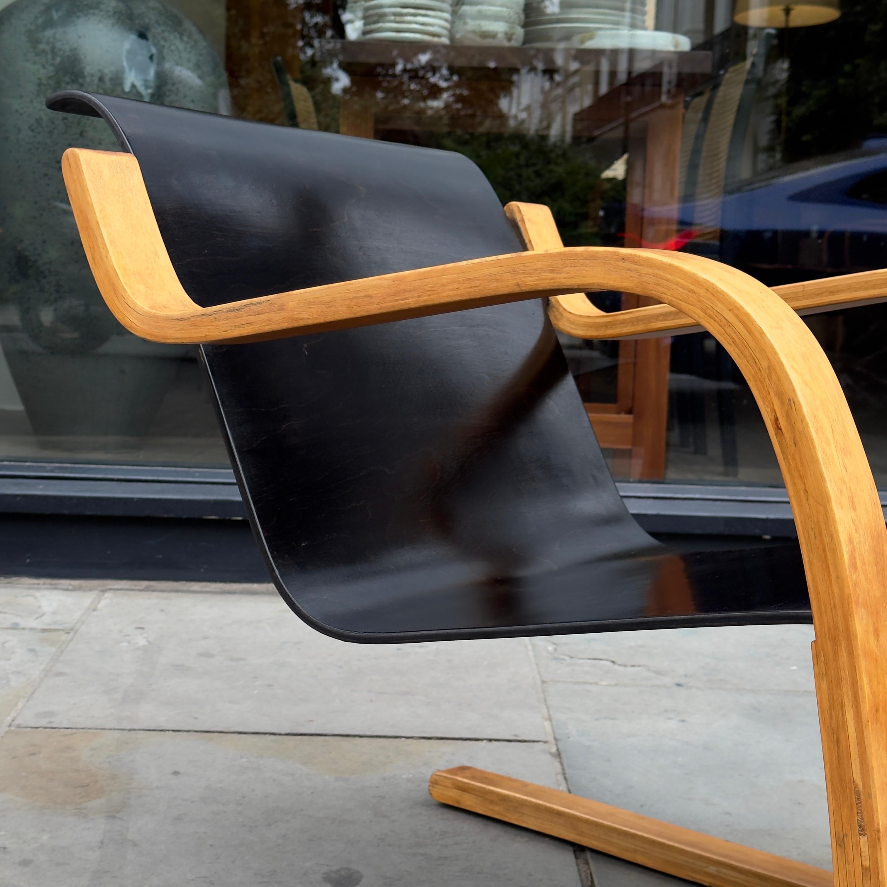 Sillón Modelo 31 Alvar Aalto, Finlandia, años 30 Moderno de mediados de siglo en venta