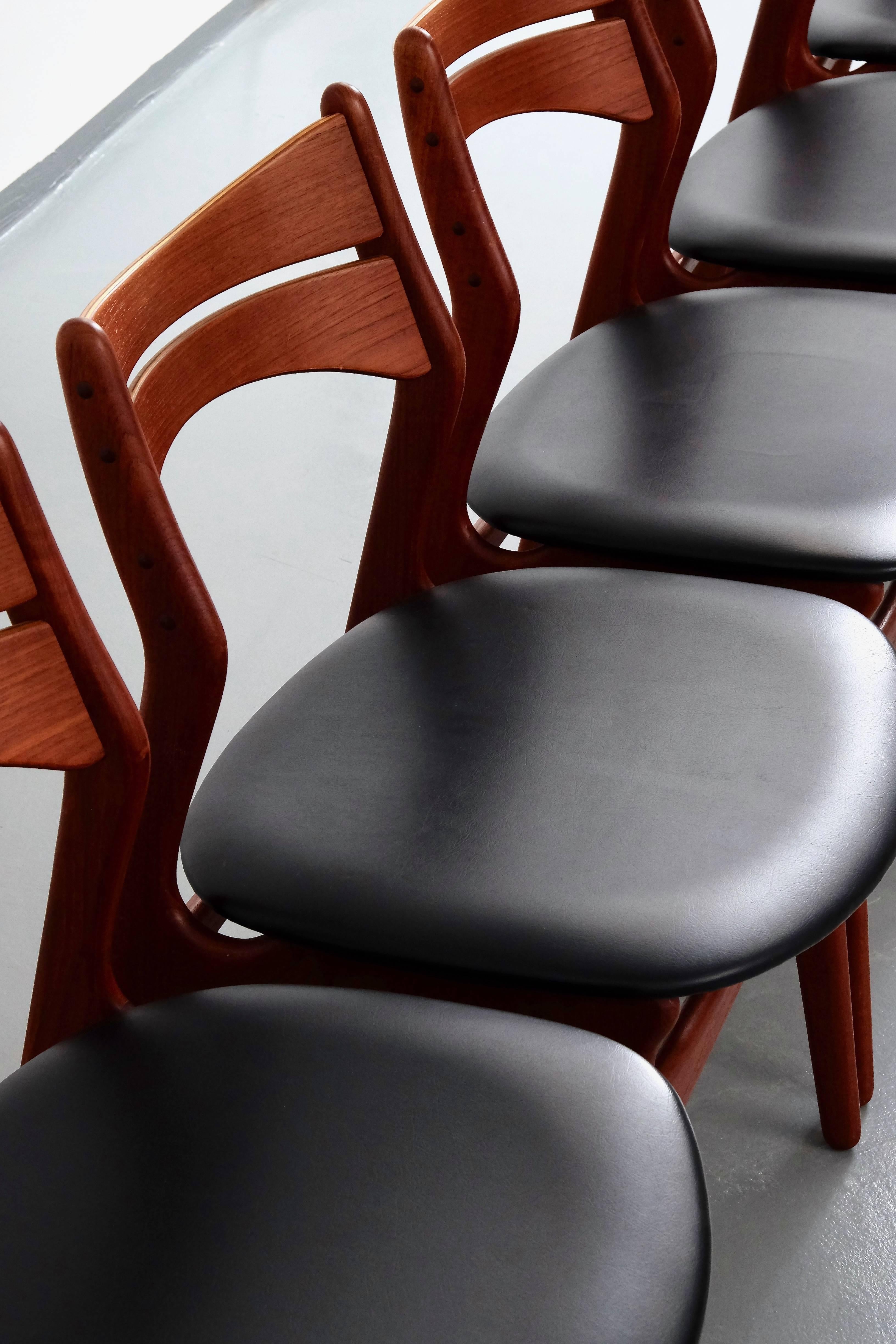 Model 310 Teak Dining Chairs by Erik Buck for Chr. Christiansen, Set of Four 6
