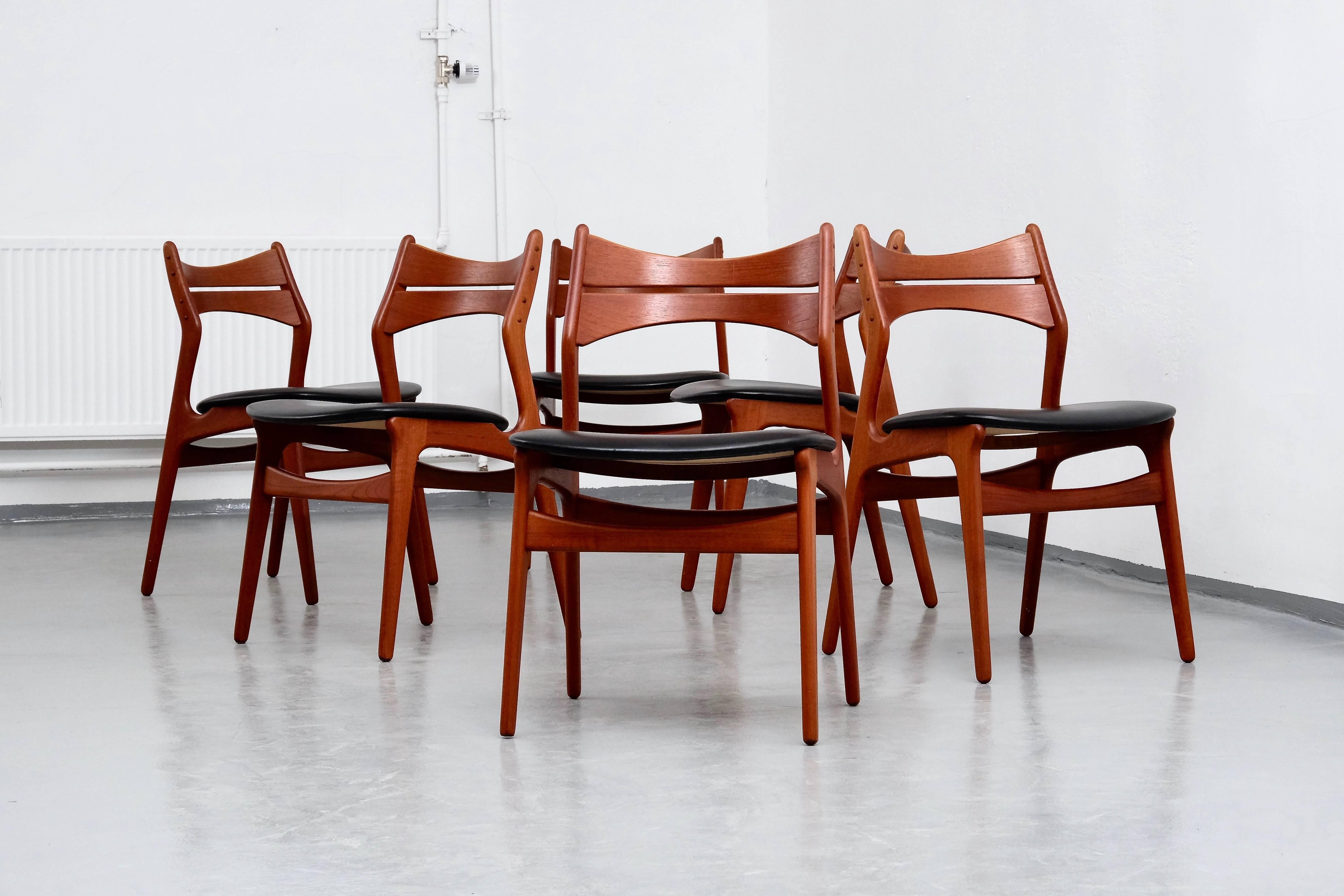 Mid-20th Century Model 310 Teak Dining Chairs by Erik Buck for Chr. Christiansen, Set of Four