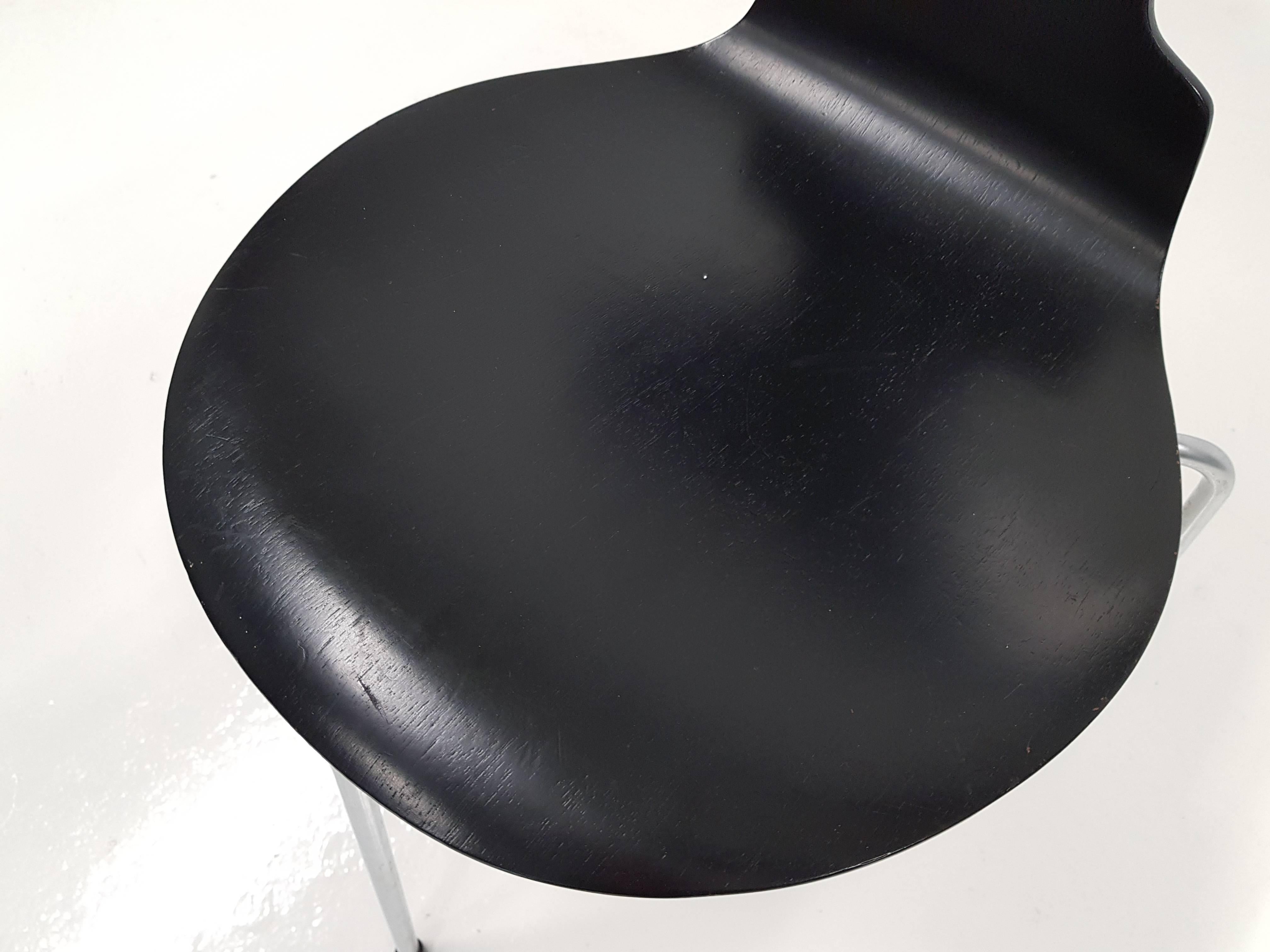 Model 3100 'Ant' Chair by Arne Jacobsen for Fritz Hansen, Designed, 1952 4