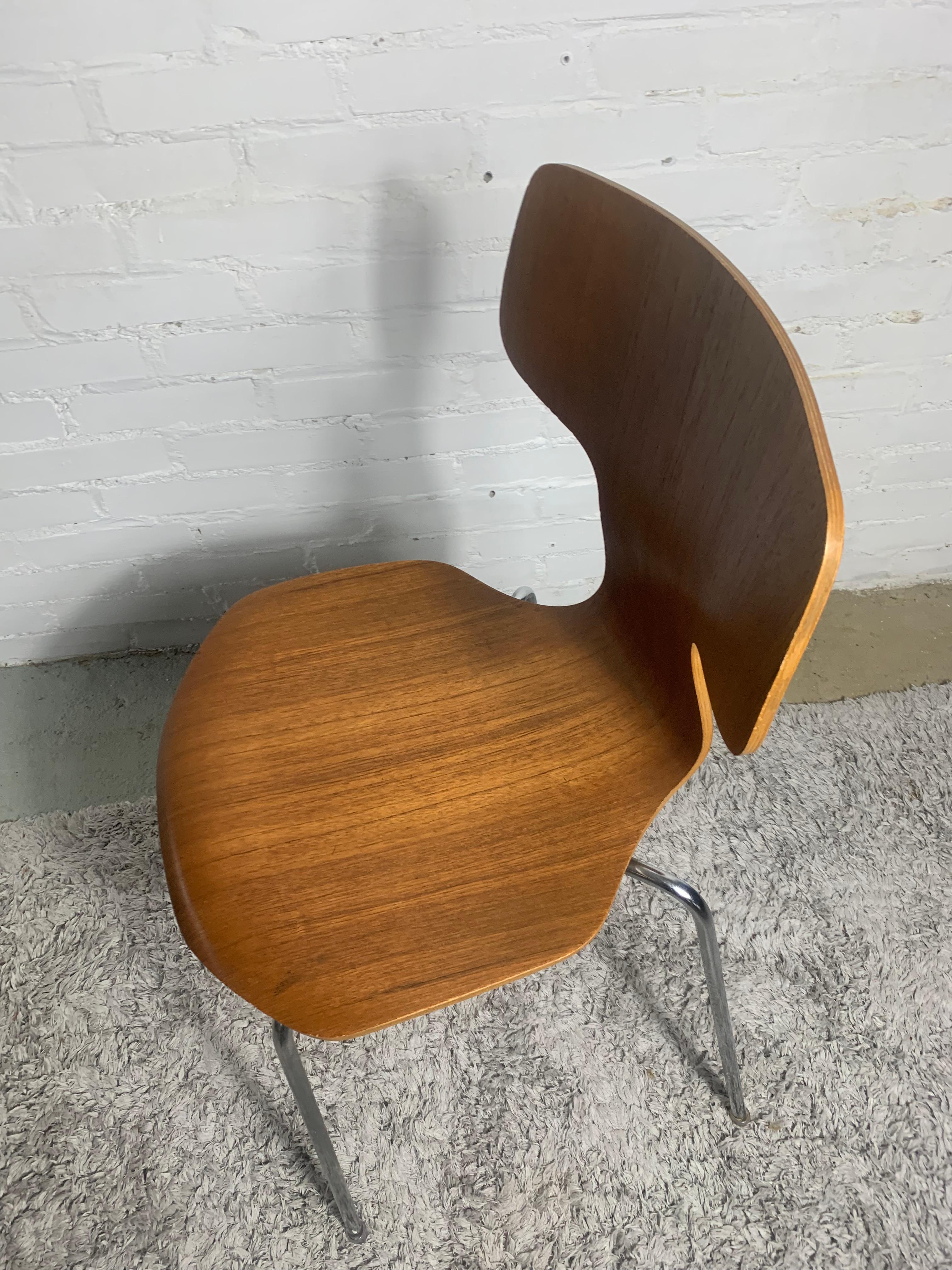 Model 3103 Hammer Chair by Arne Jacobsen for Fritz Hansen, 1960s In Good Condition In Bunnik, NL