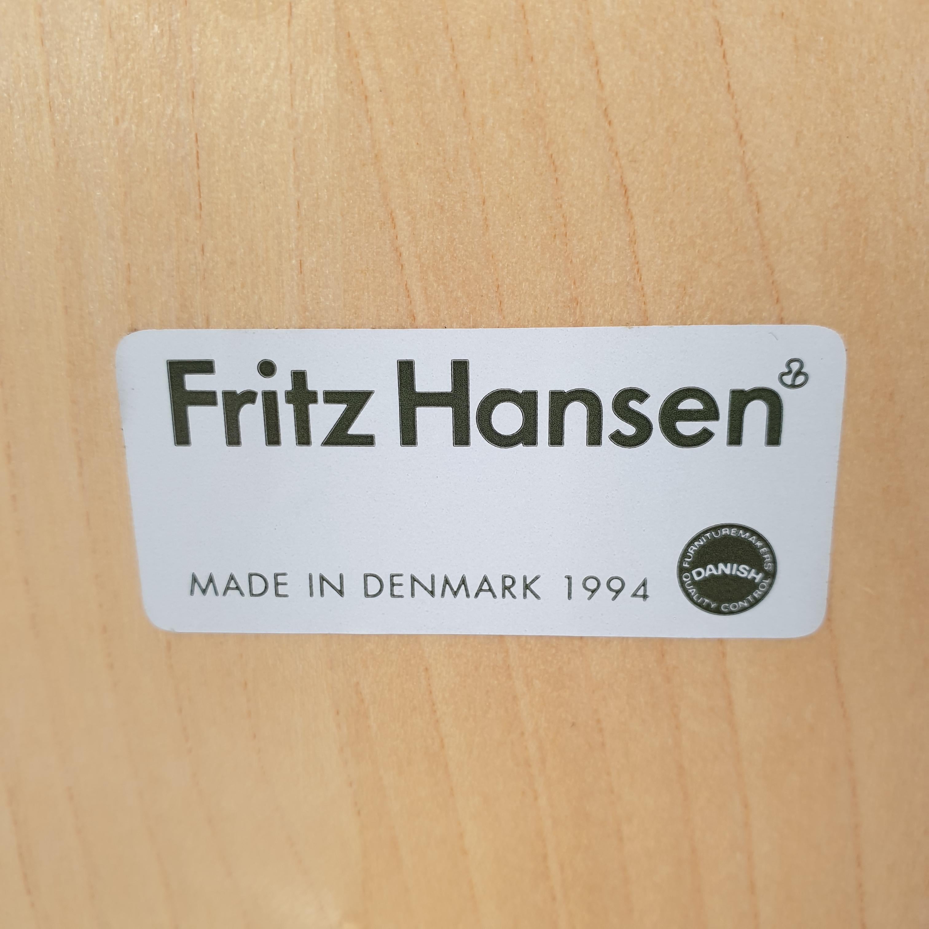 Model 3117 Office Swivel Chair by Arne Jacobsen for Fritz Hansen, 1994 For Sale 8