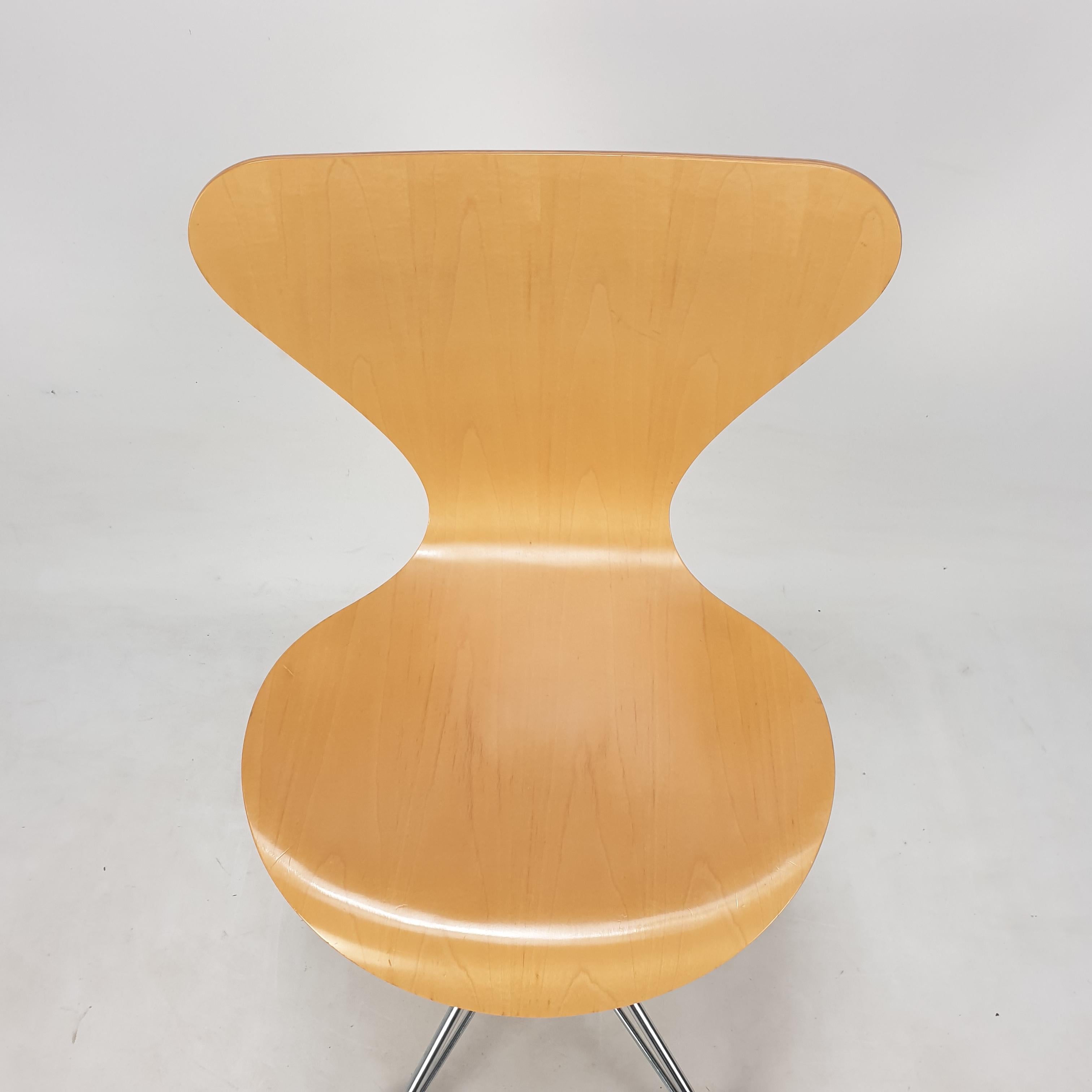 Chaise pivotante de bureau modèle 3117 d'Arne Jacobsen pour Fritz Hansen, 1994 en vente 2
