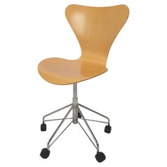 Vintage Model 3117 Office Swivel Chair by Arne Jacobsen for Fritz Hansen, 1994