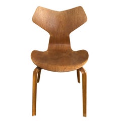 Model 3130 Grand Prix Chair by Arne Jacobsen for Fritz Hansen