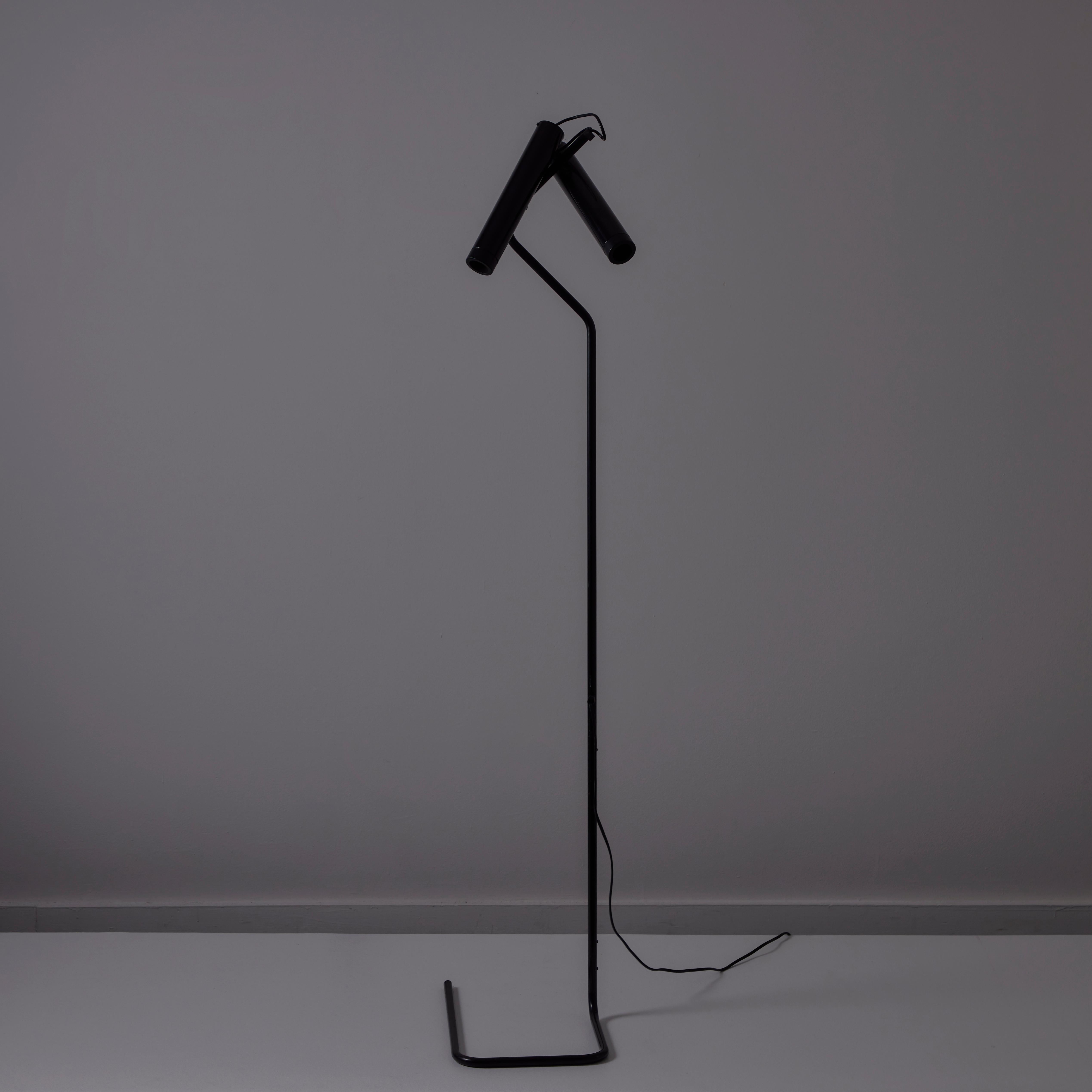 Mid-Century Modern Model 321 'Idomedue' Floor Lamp by Vico Magistretti for Oluce For Sale