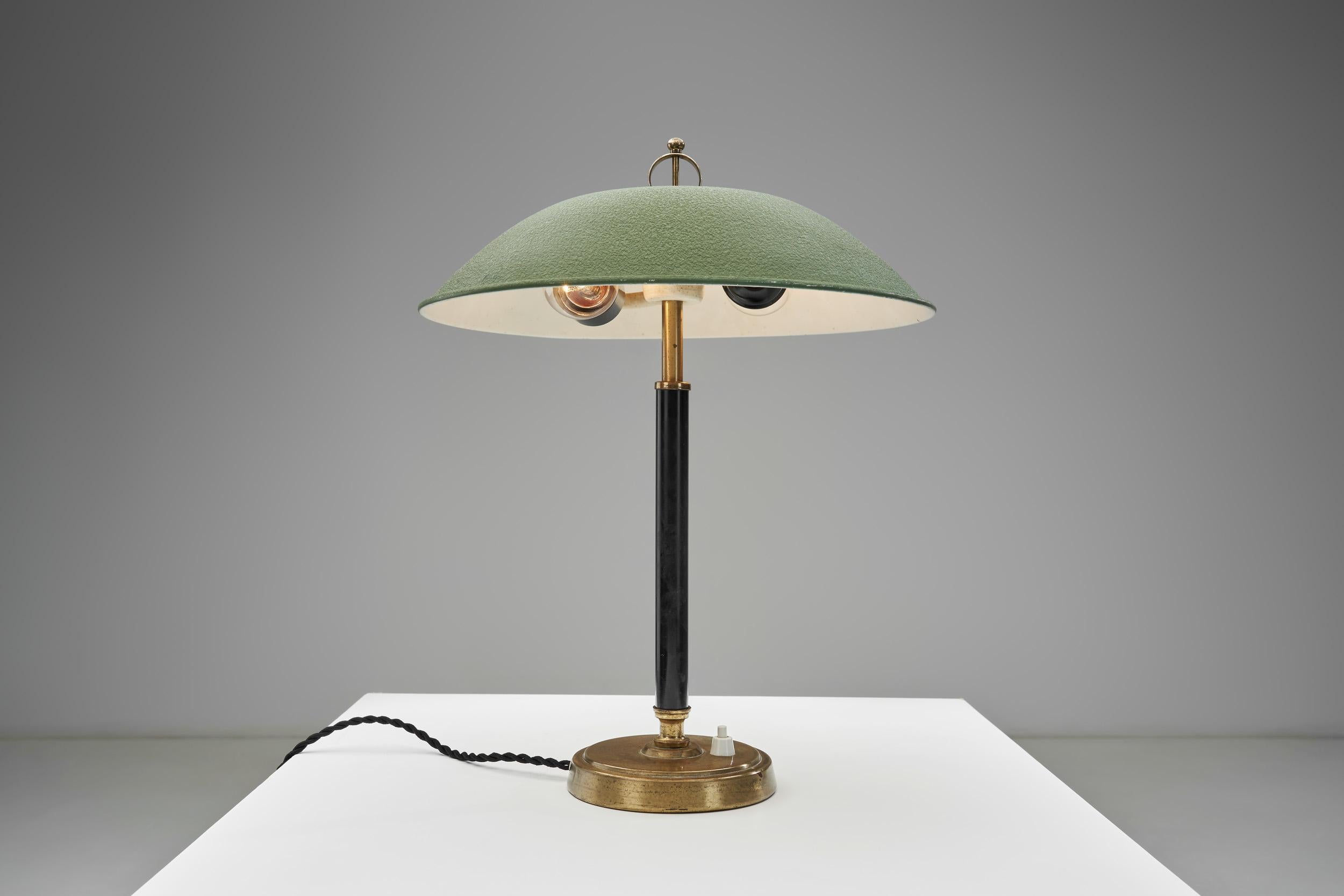 Lampada da tavolo modello 