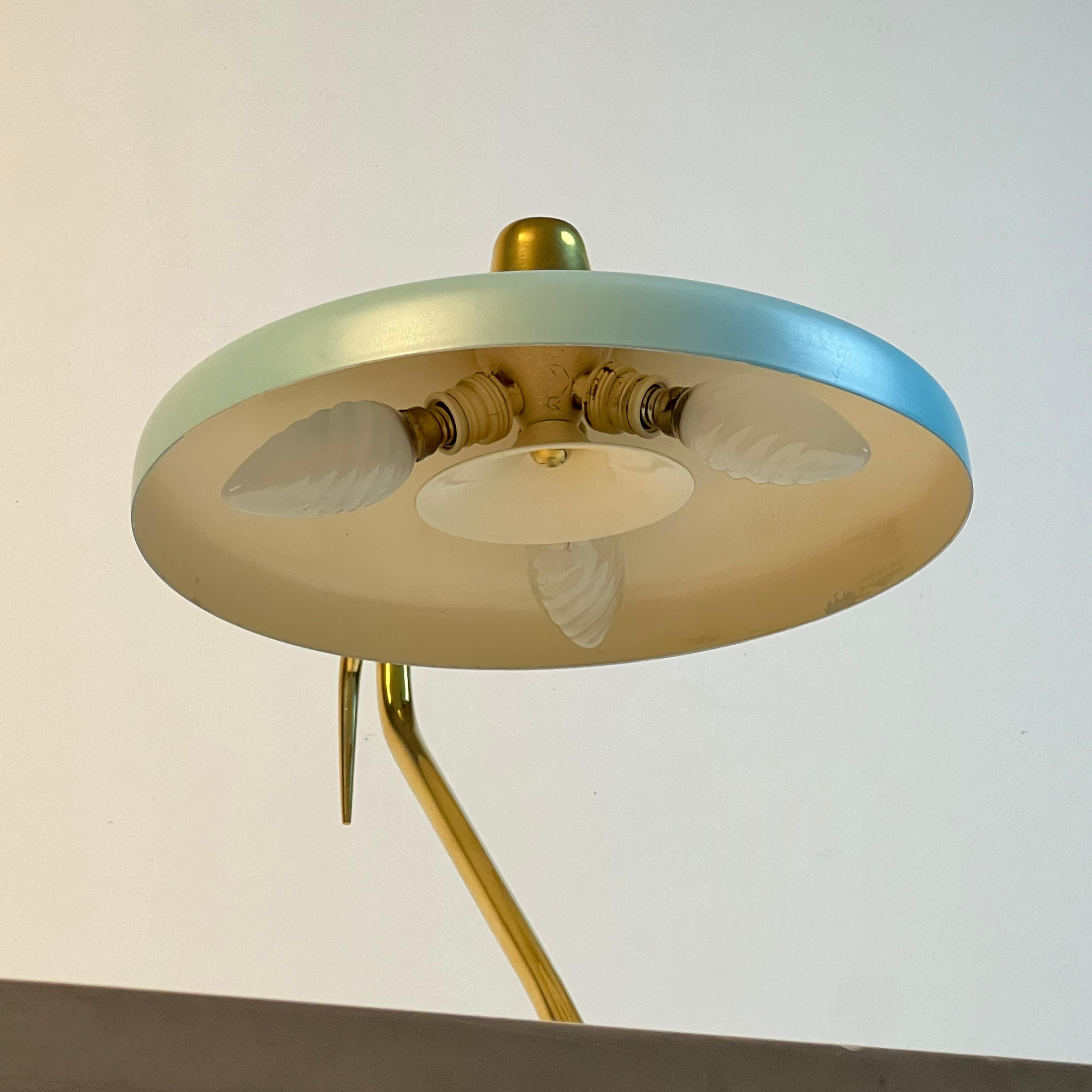 Model 331 table lamp designed by Oscar Torlasco for Lumi Milano, Italy 1950s For Sale 4